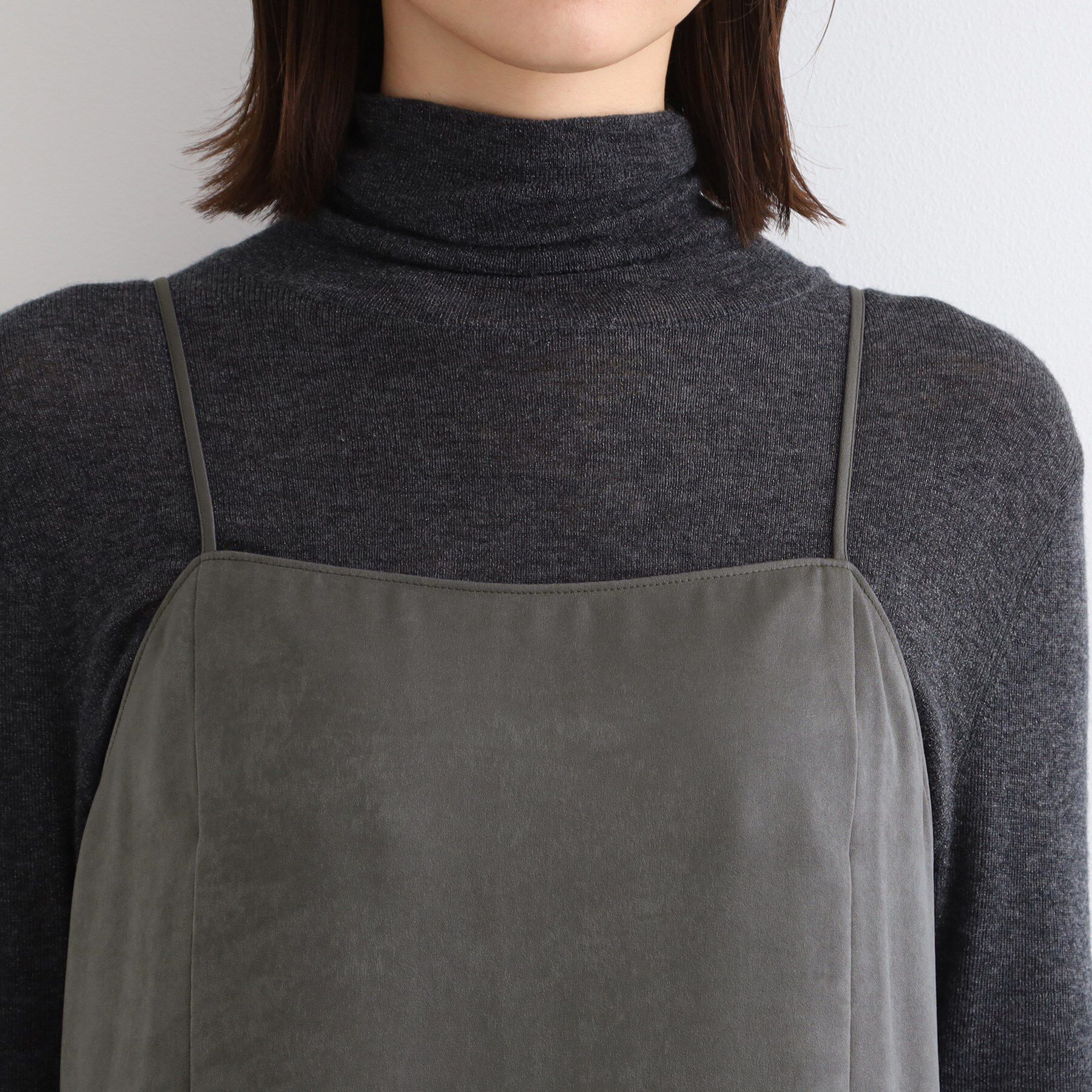 INDIVI「【洗える／UVケア】スエード調サテンキャミワンピース」|ワンピース|