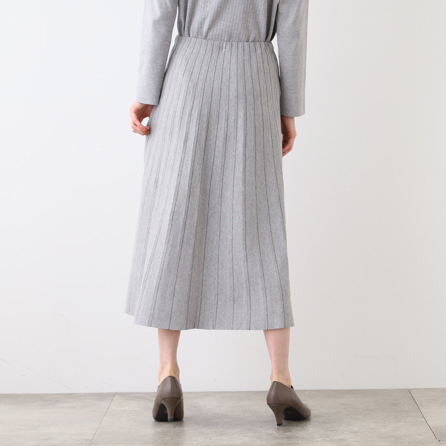 INDIVI「【洗える/SETUP可能】ストライプ柄プリーツニットスカート」|スカート|