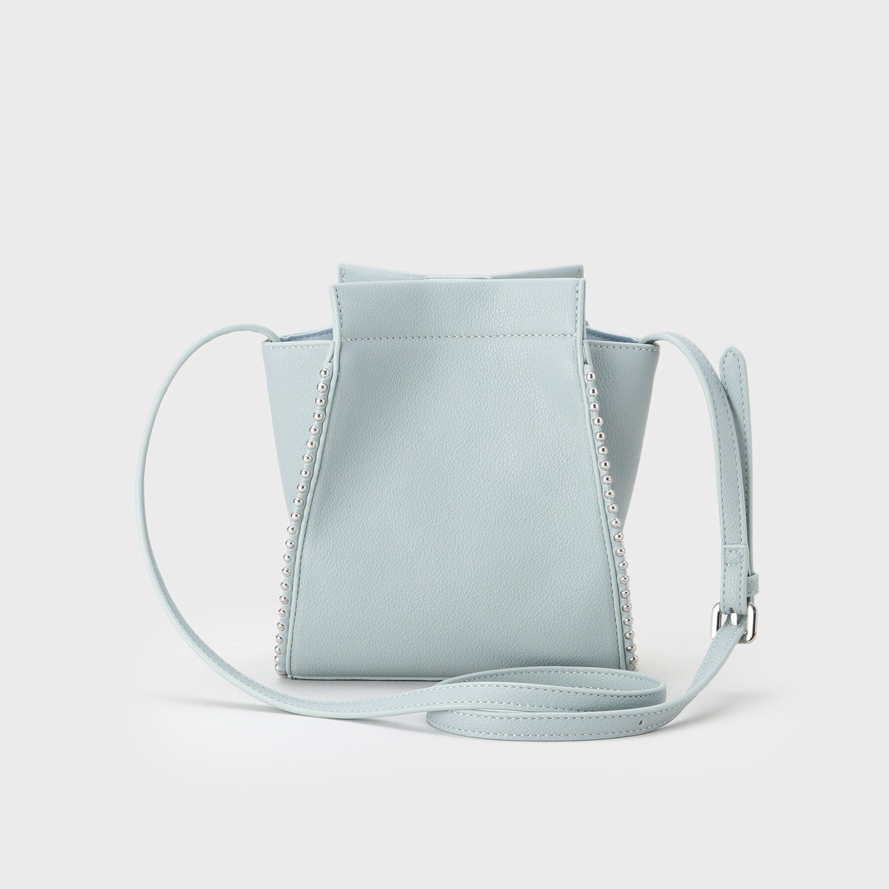 INDIVI「【合皮】スタッズ風メタルポシェットバッグ」|ショルダー・メッセンジャー|