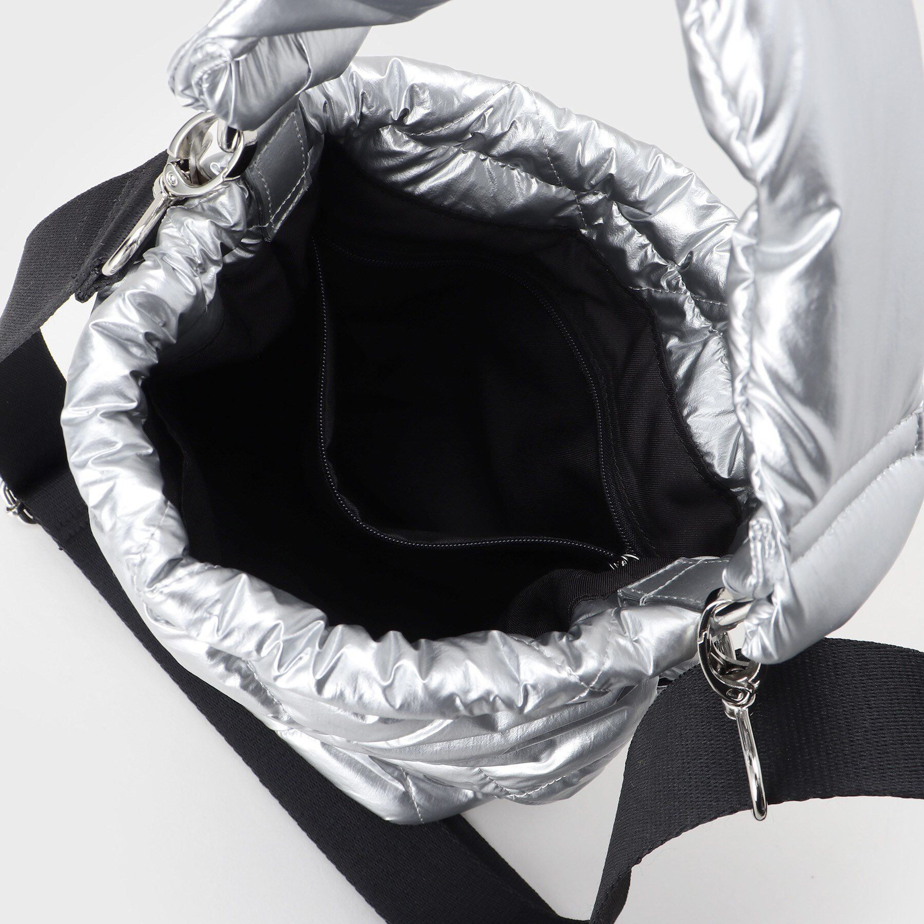 INDIVI「【大人カジュアル／ショルダー付】ふかふか巾着バッグ」|ハンドバッグ|