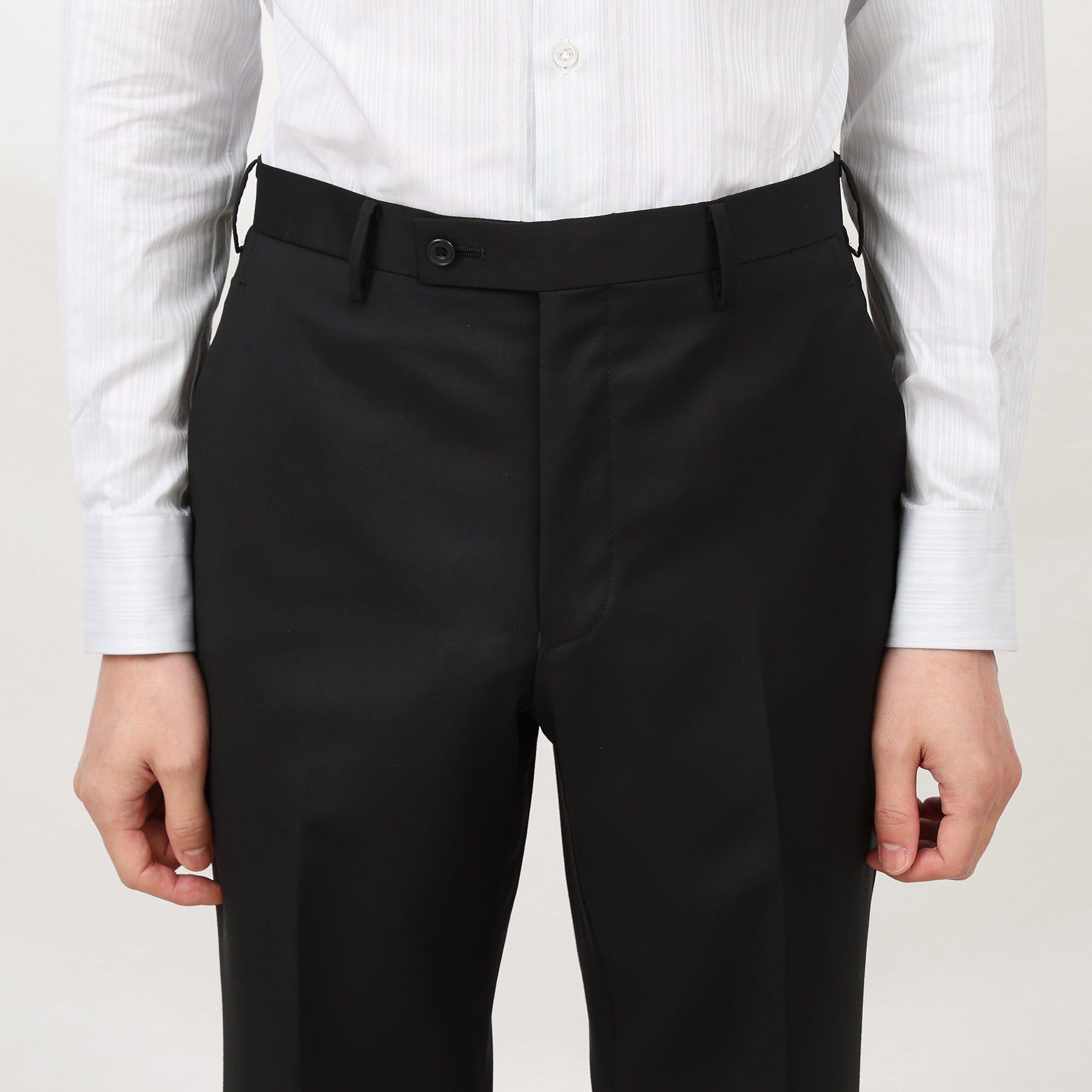 TAKEO KIKUCHI「【冠婚葬祭】無地 サージスーツ/3ピース対応可」|スーツ|