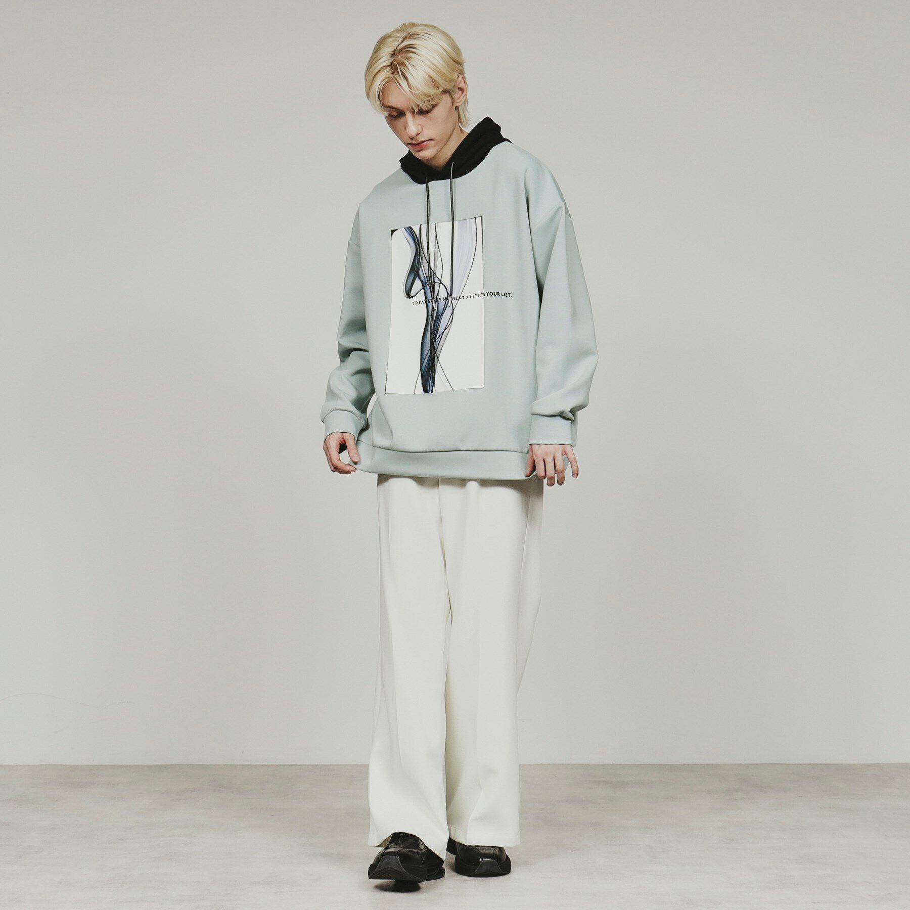 tk.TAKEO KIKUCHI「バイカラーフードスモークパーカ」|パーカー|