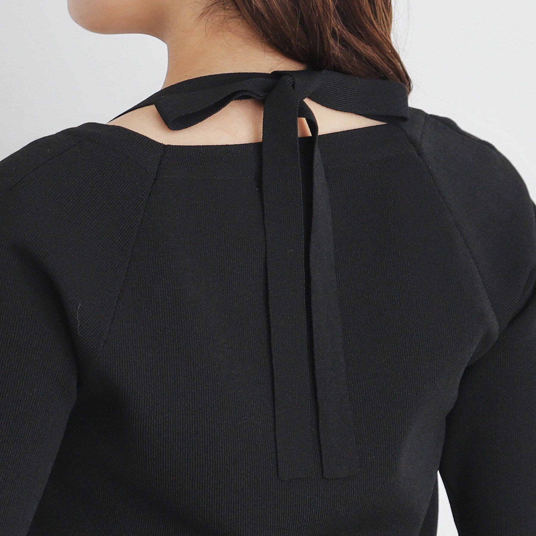 index「スクエアホルターネックニット【洗濯機洗い可】」|ニット・セーター|