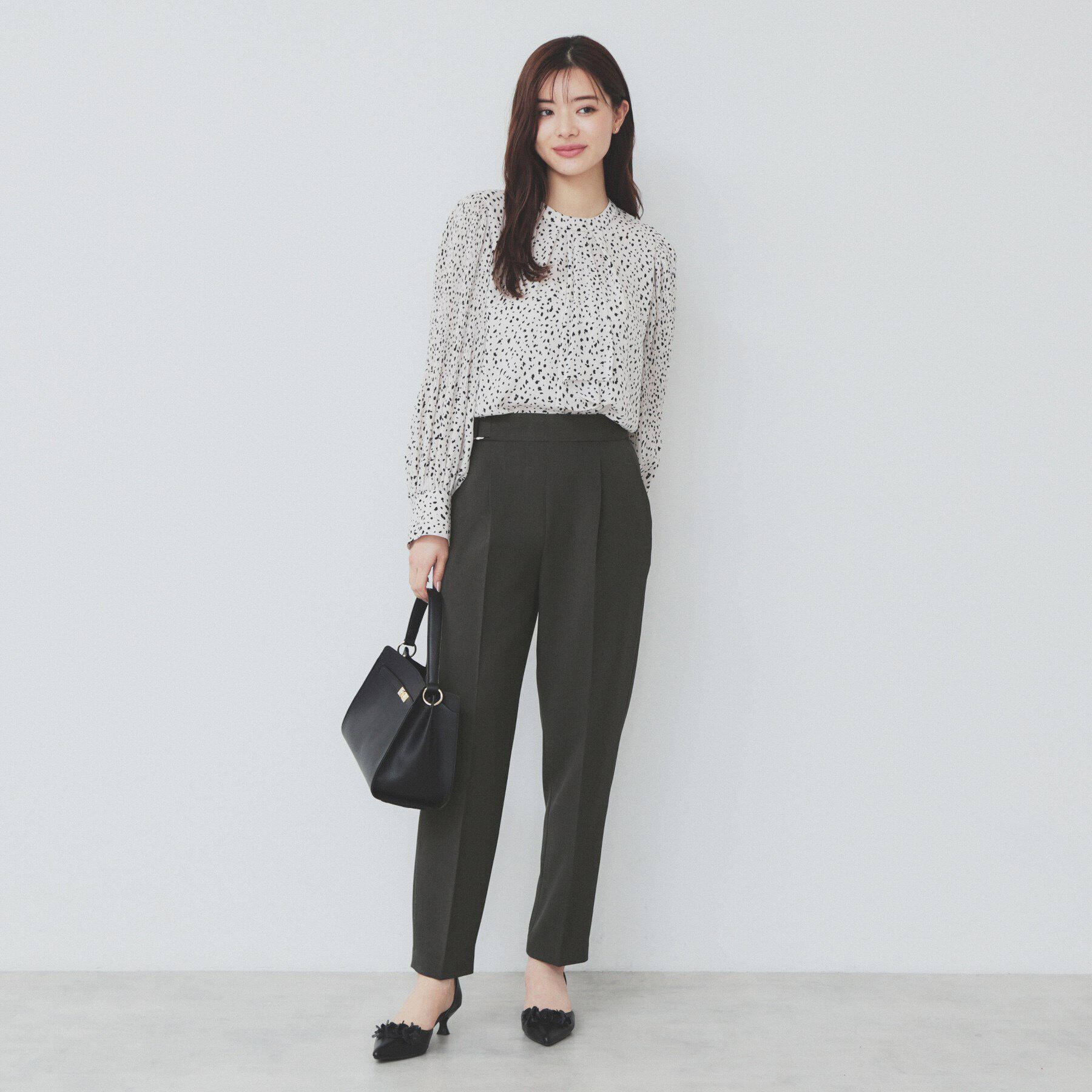 index「サイドバックルストレッチテーパードパンツ【洗濯機可・イージーアイロン・防シワ】」|その他|