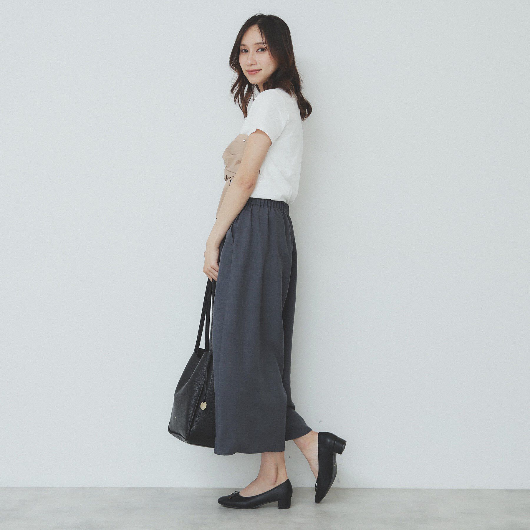 index「サイドタブデザインスカンツ【洗濯機洗い可/吸水速乾/防シワ/抗ピル/イージーアイロン】」|その他|