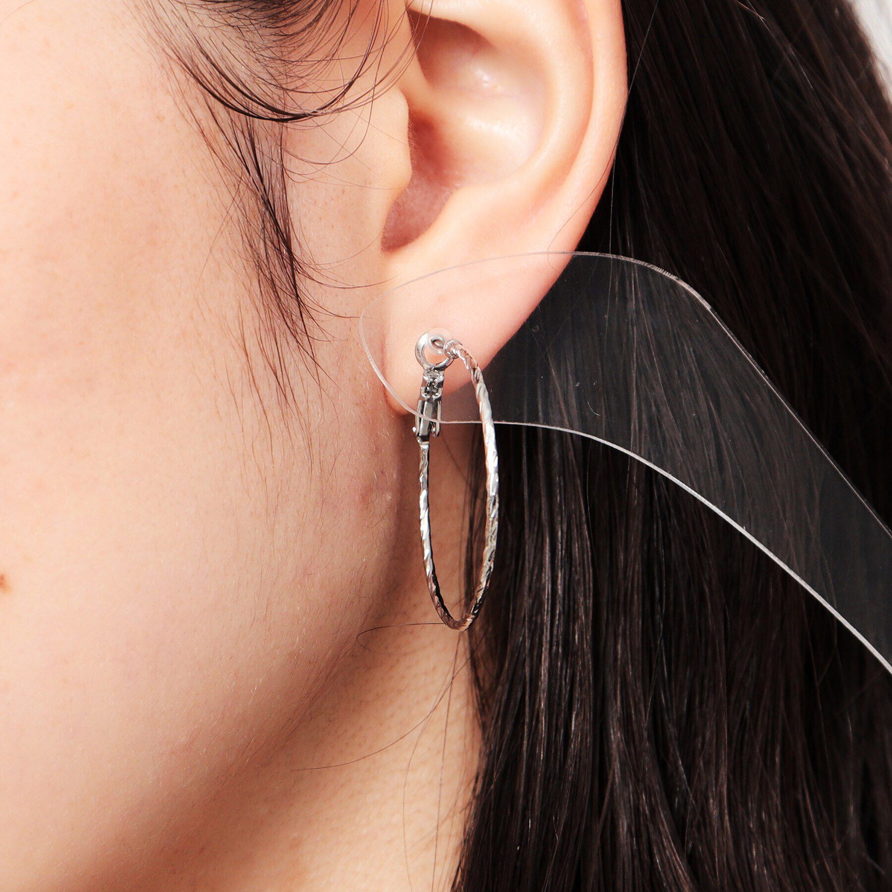 OPAQUE.CLIP「ねじりメタルフープピアス」|ピアス|