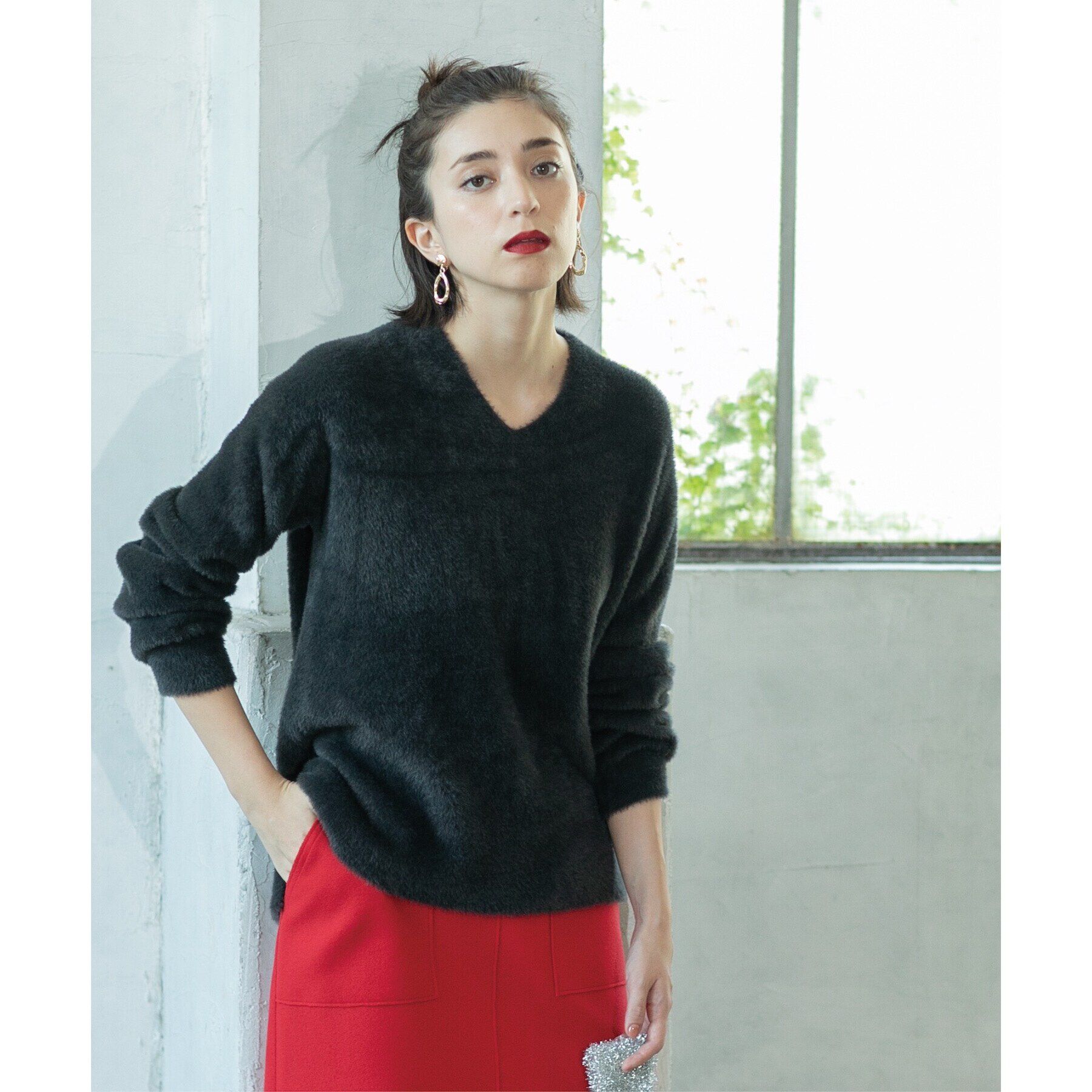 OPAQUE.CLIP「《5color/S-LLsize》フェザーヤーンVネックニット【洗濯機洗い可／抗ピル】」|ニット・セーター|チャコールグレー(0