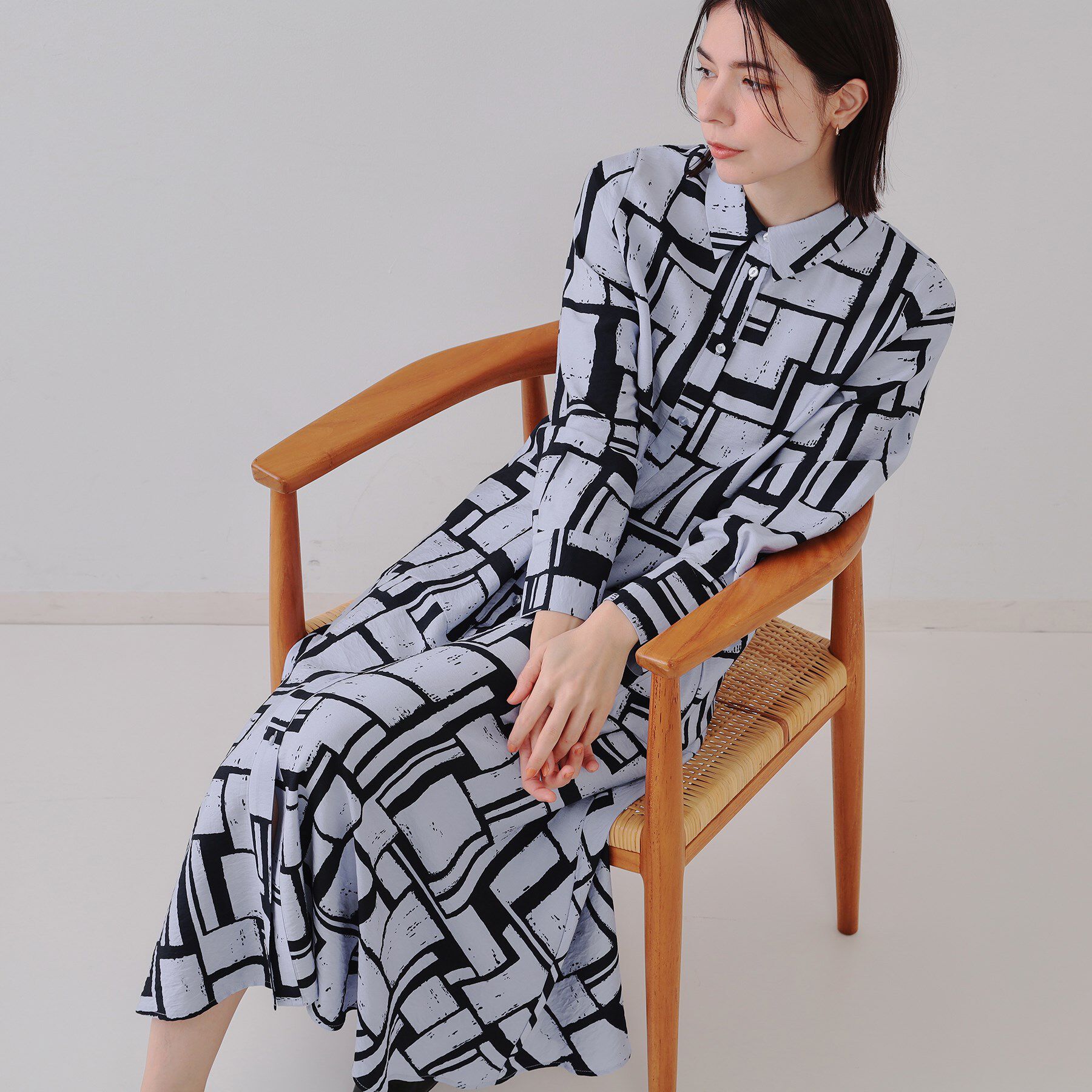 OPAQUE.CLIP「ジオメトリックプリントワンピース」|ワンピース|ネイビー(894)