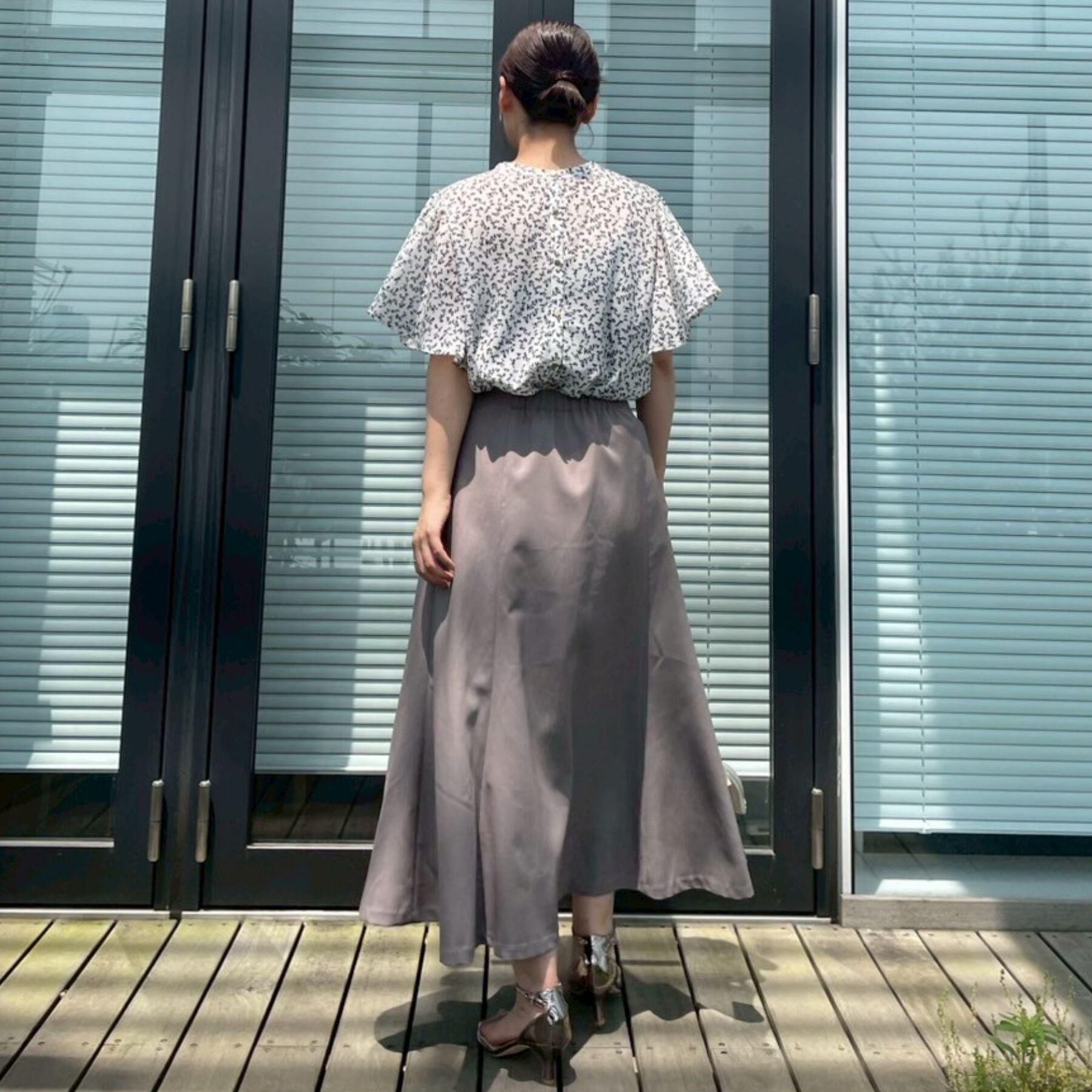 Couture broach「【キレイめ・通勤】前後2WAY楊柳フレアー袖ブラウス」|シャツ・ブラウス|