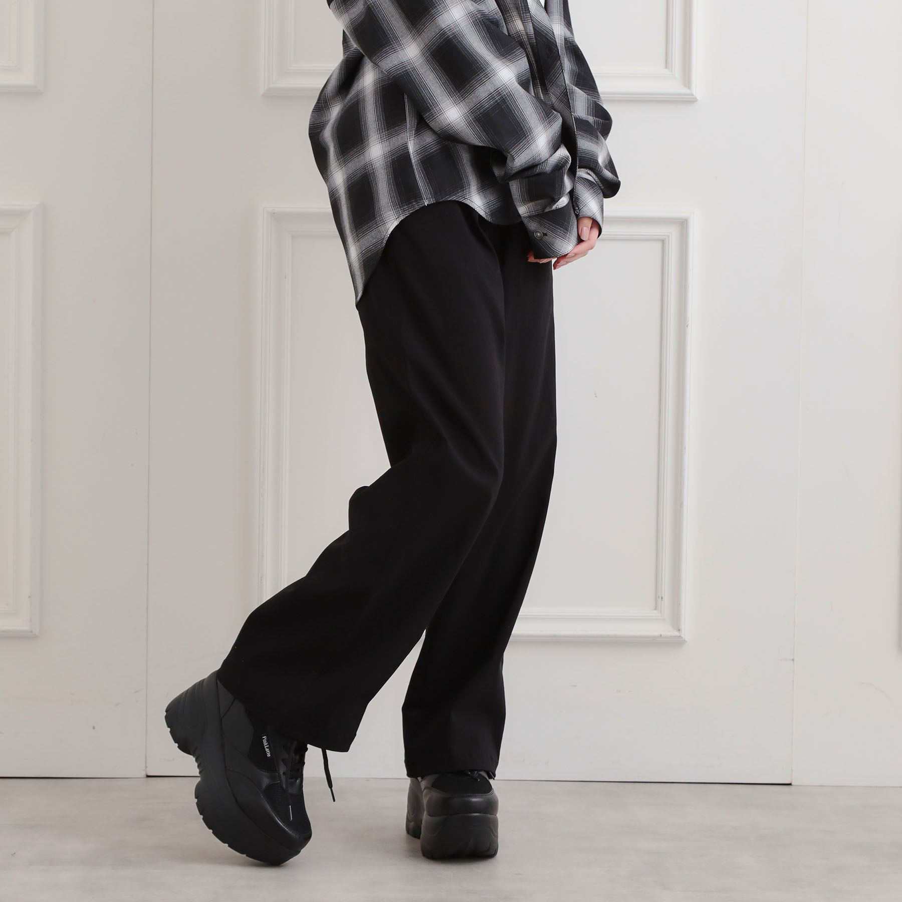 PINK-latte「ワンポイント刺繍イージーロングパンツ」|その他|