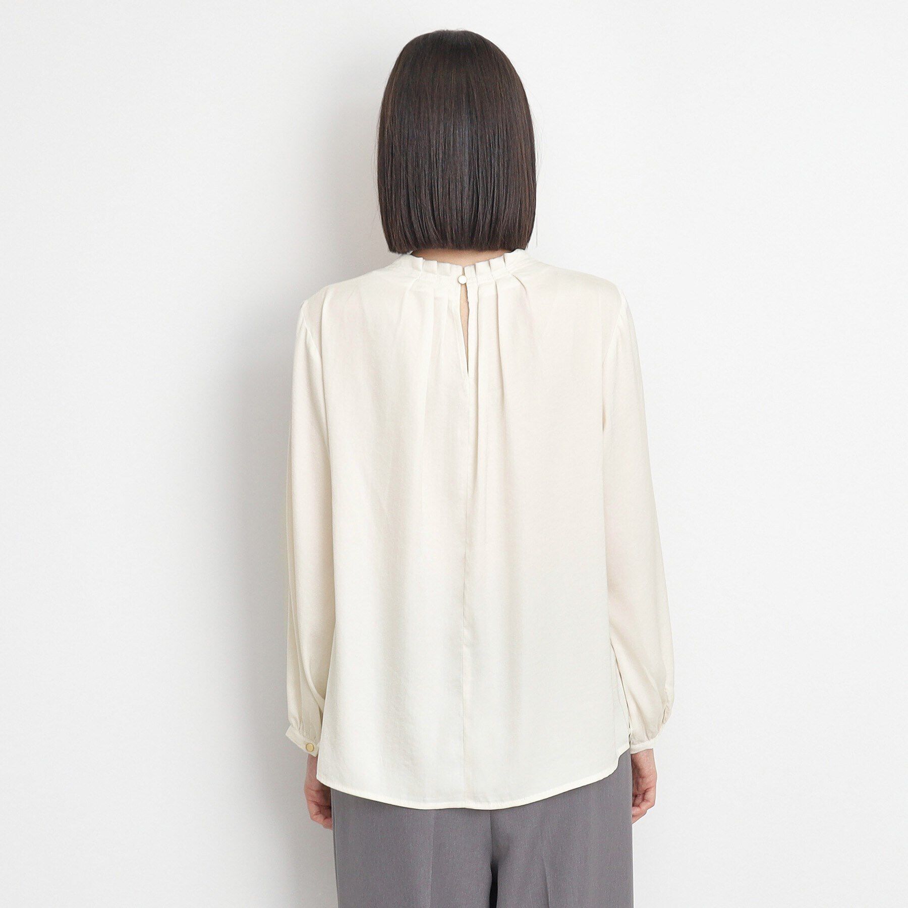 THE SHOP TK「フロントタックサテンブラウス」|シャツ・ブラウス|