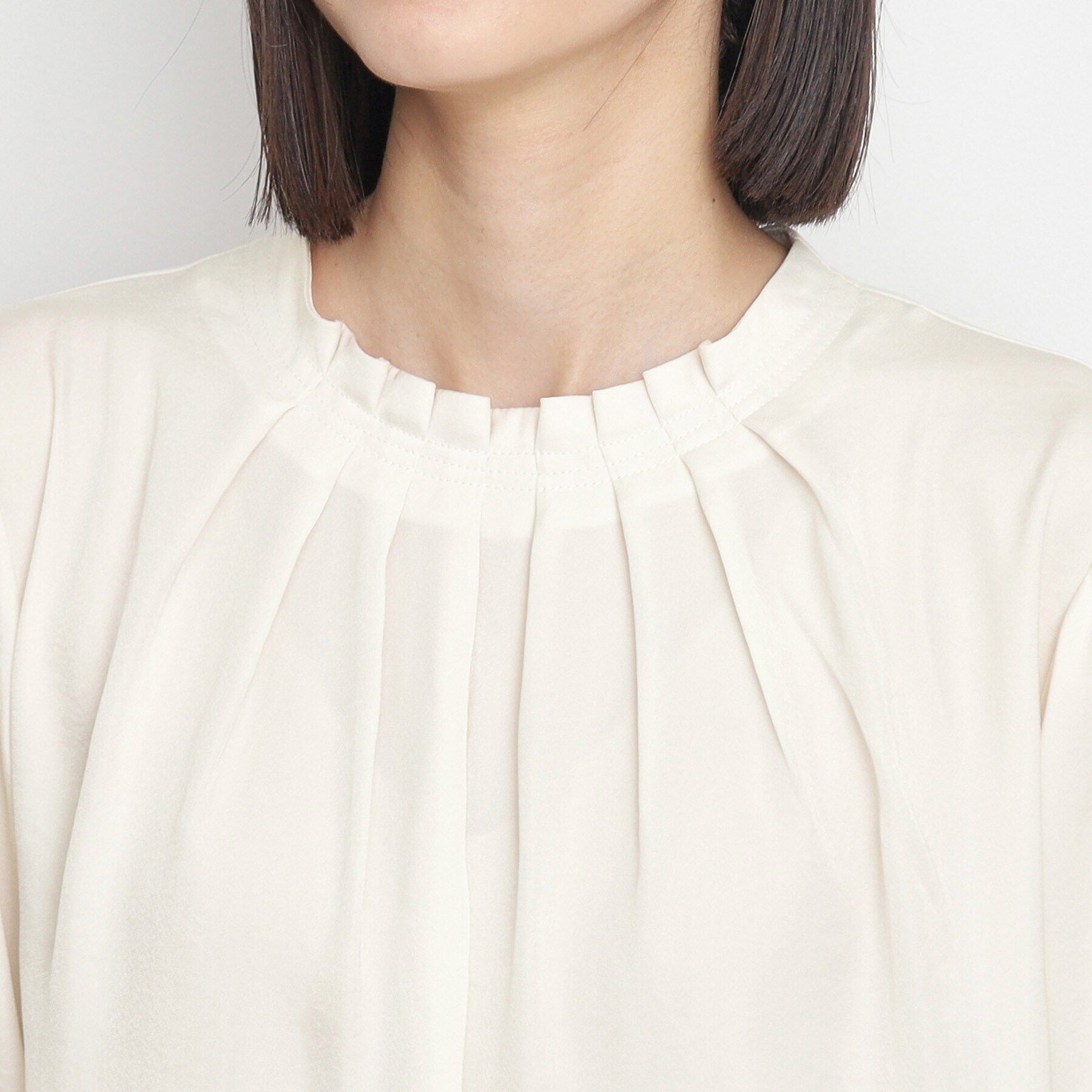 THE SHOP TK「フロントタックサテンブラウス」|シャツ・ブラウス|