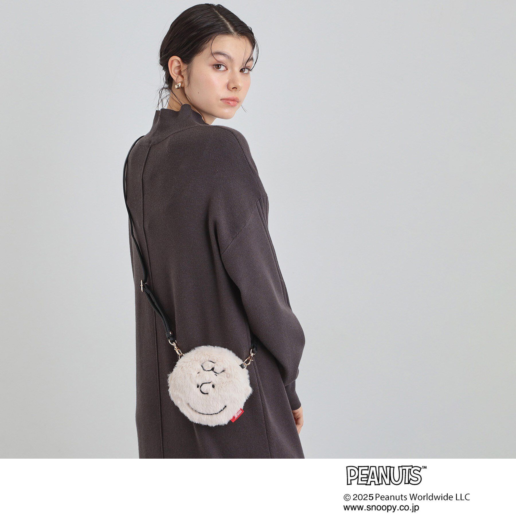 THE SHOP TK「PEANUTS/ピーナッツ チャーリー・ブラウン ファーポーチ」|ショルダー・メッセンジャー|
