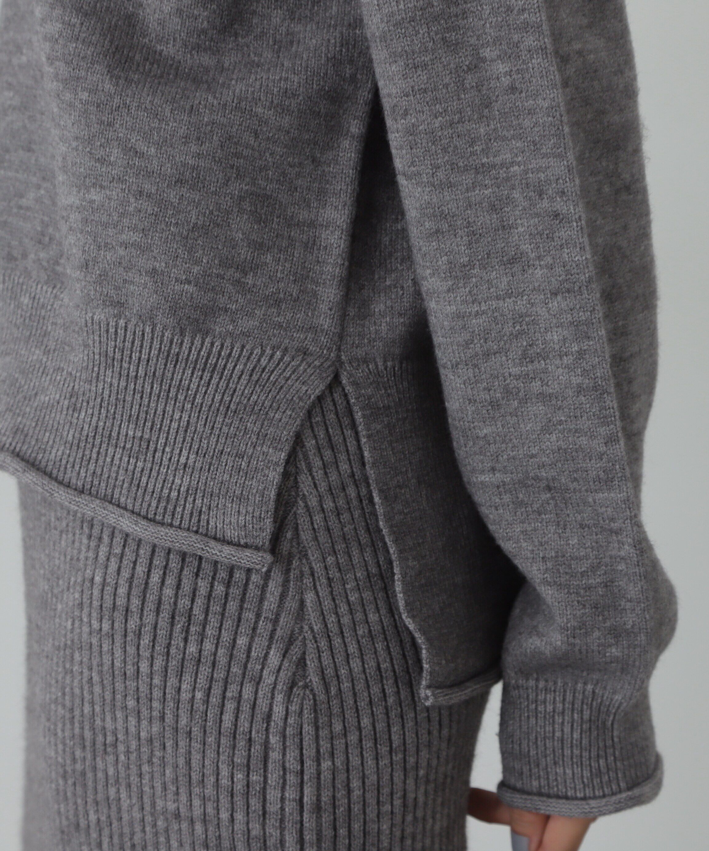  「ロールエッジゆるニットセットアップ」|ワンピース|