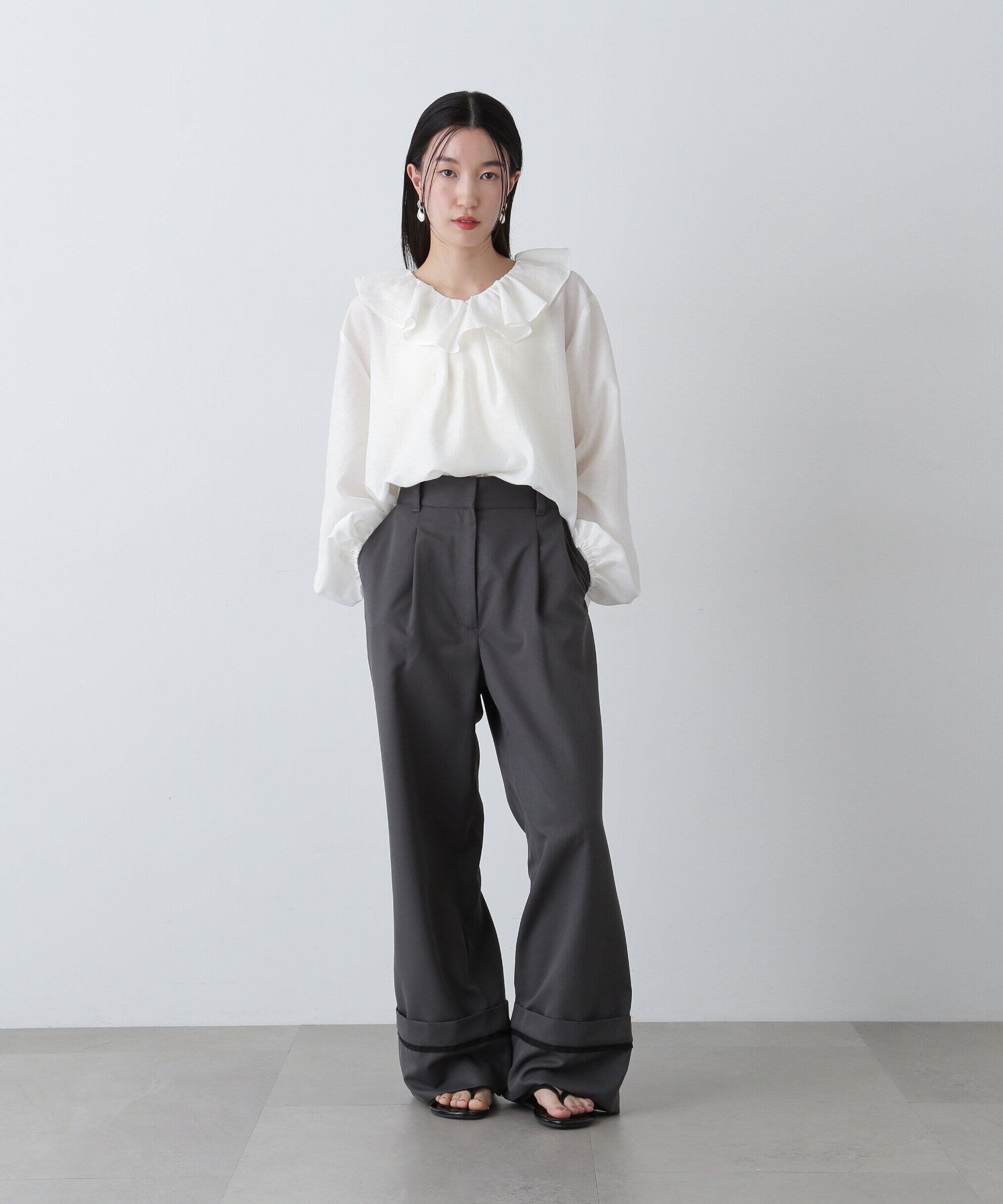  「ラッフルネックブラウス」|シャツ・ブラウス|