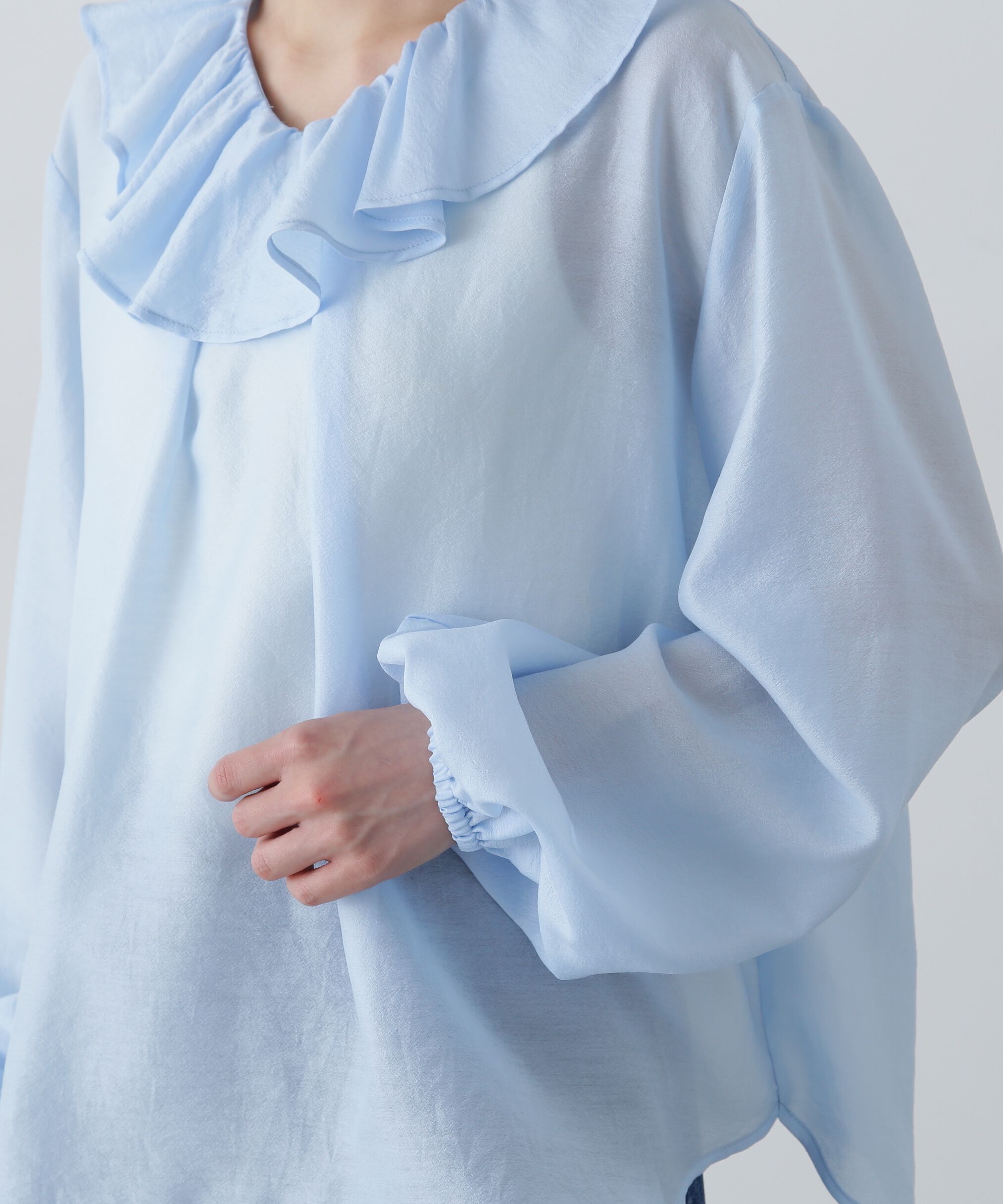  「ラッフルネックブラウス」|シャツ・ブラウス|