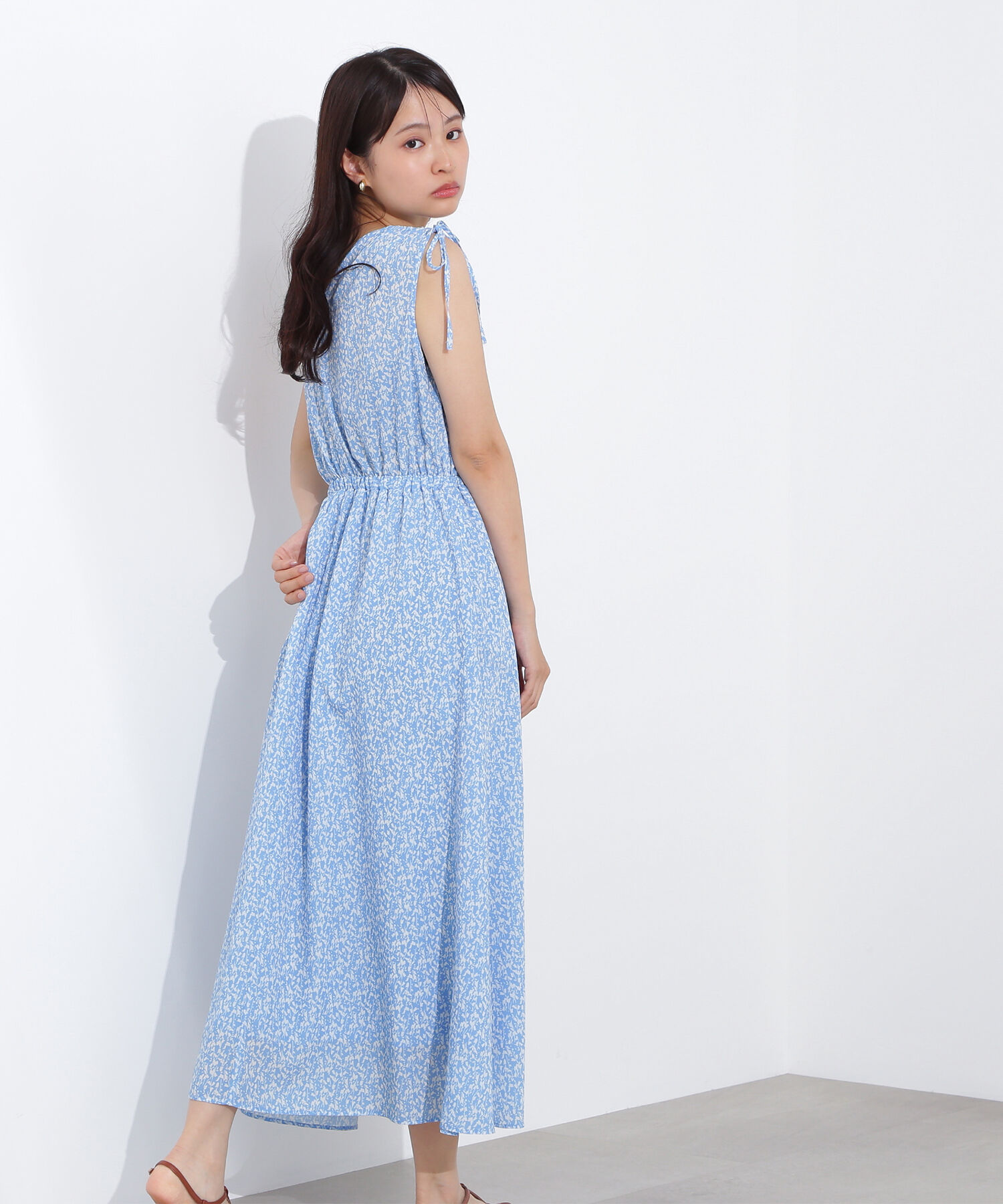  「フラワープリントノースリーブワンピース」|ワンピース|