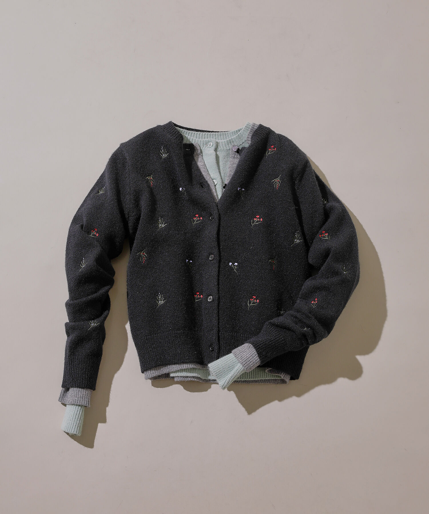  「フラワー刺繍カーディガン」|ニット・セーター|