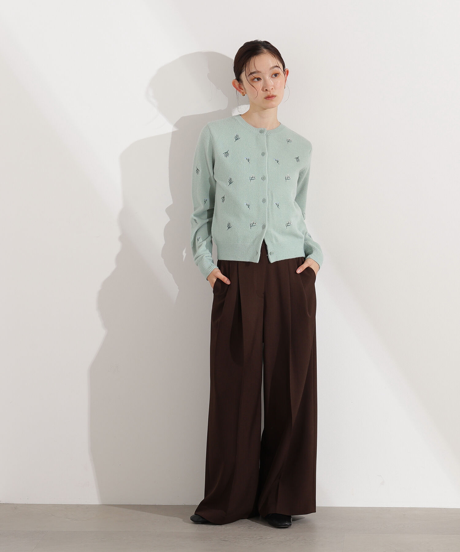  「フラワー刺繍カーディガン」|ニット・セーター|