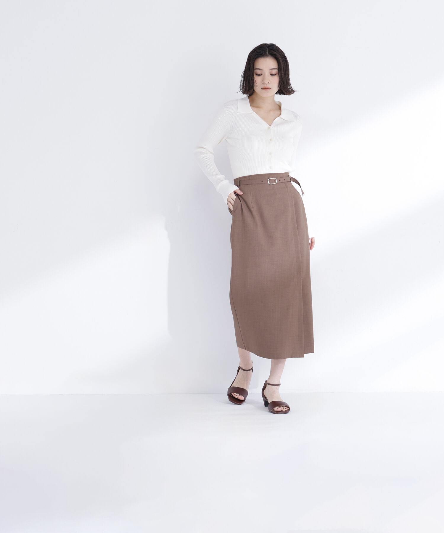  「襟付Vネックリブニット」|ニット・セーター|