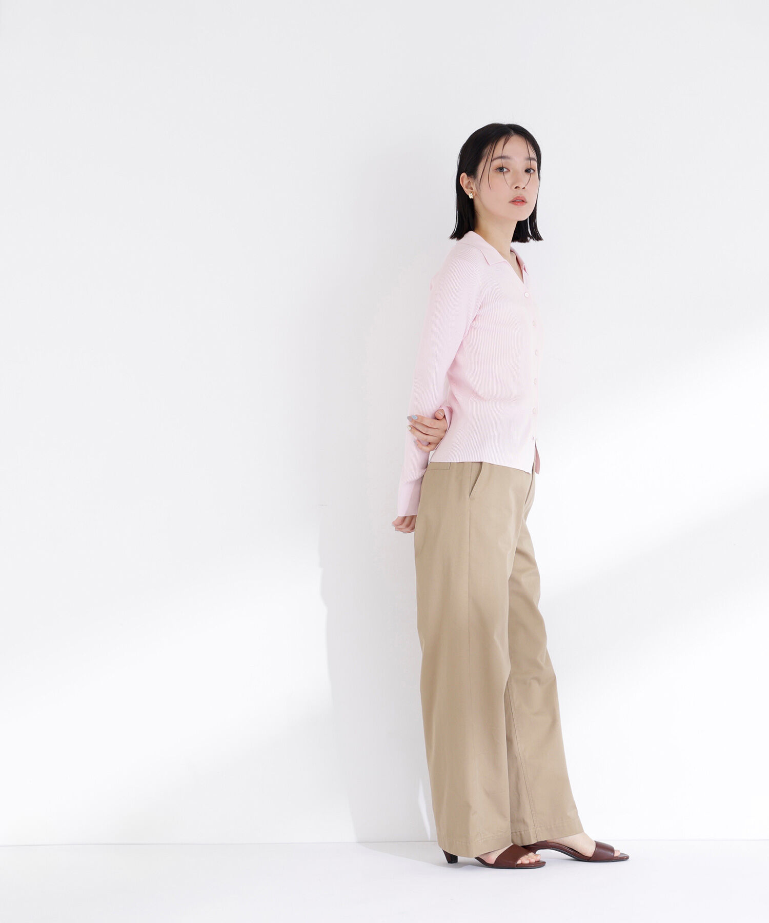  「襟付Vネックリブニット」|ニット・セーター|