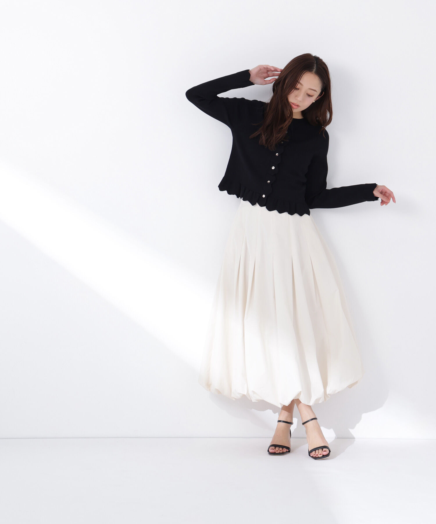  「メタルボタンフリルカーディガン」|ニット・セーター|