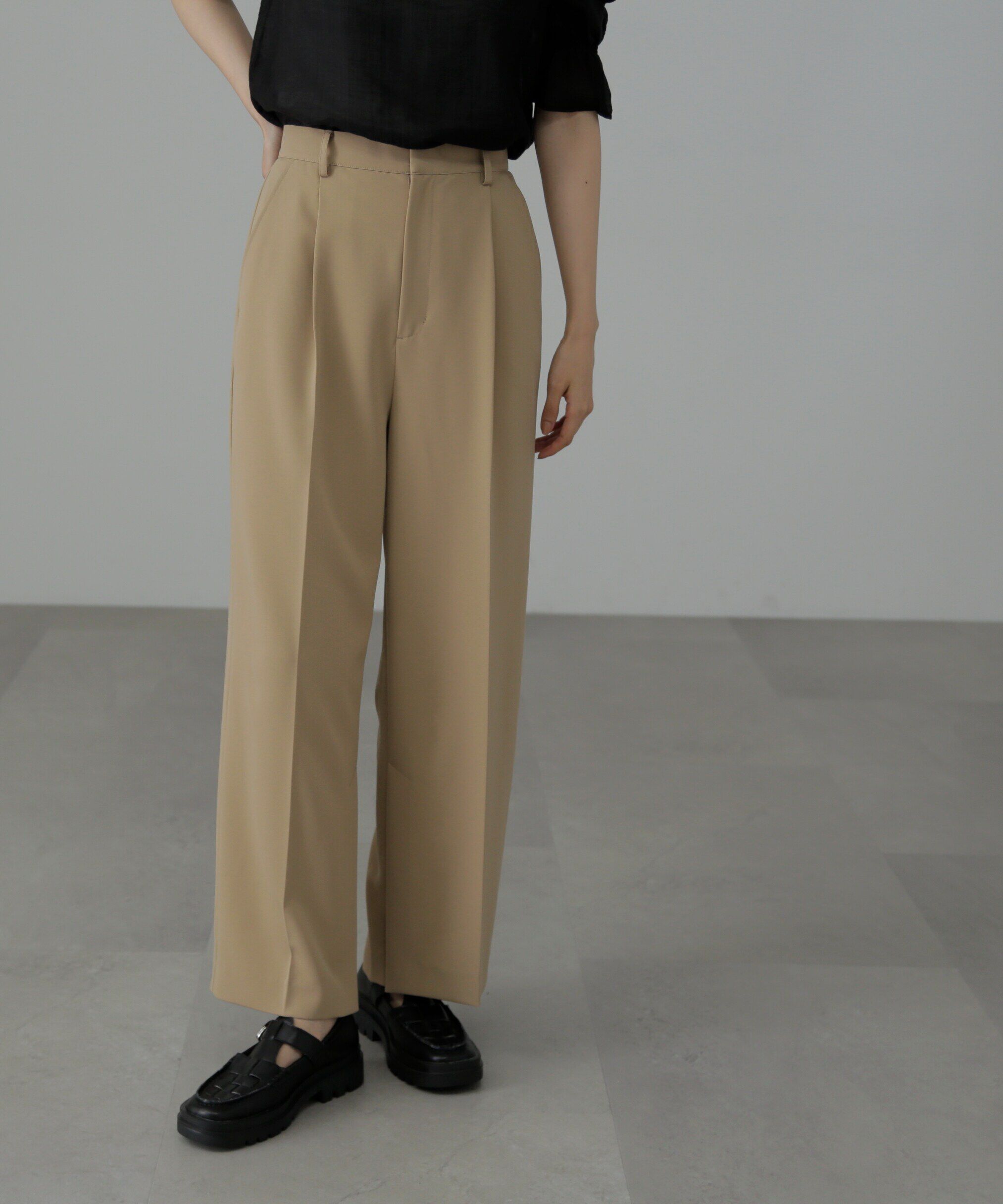  「内スリットストレートワイドパンツ」|その他|