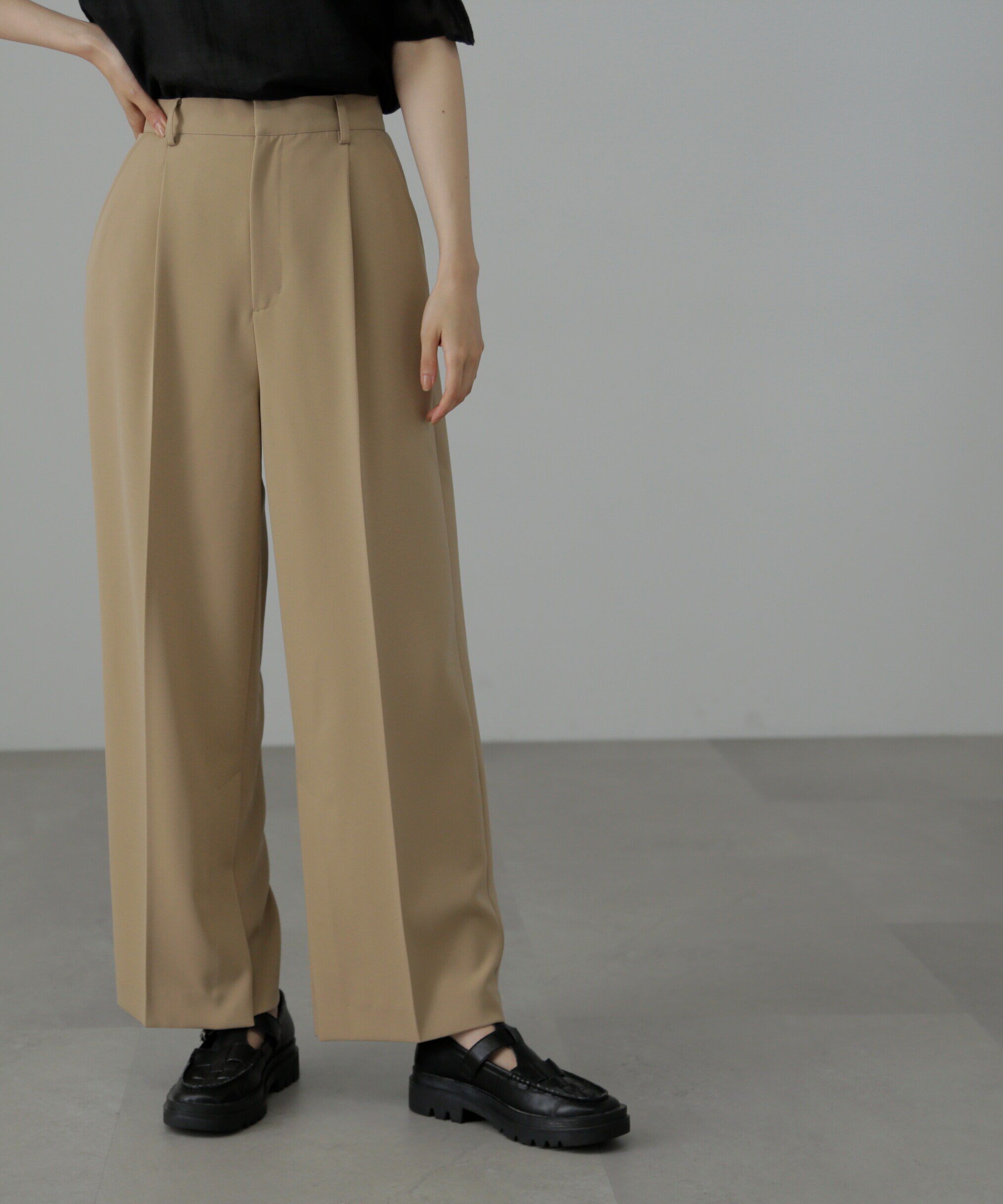  「内スリットストレートワイドパンツ」|その他|