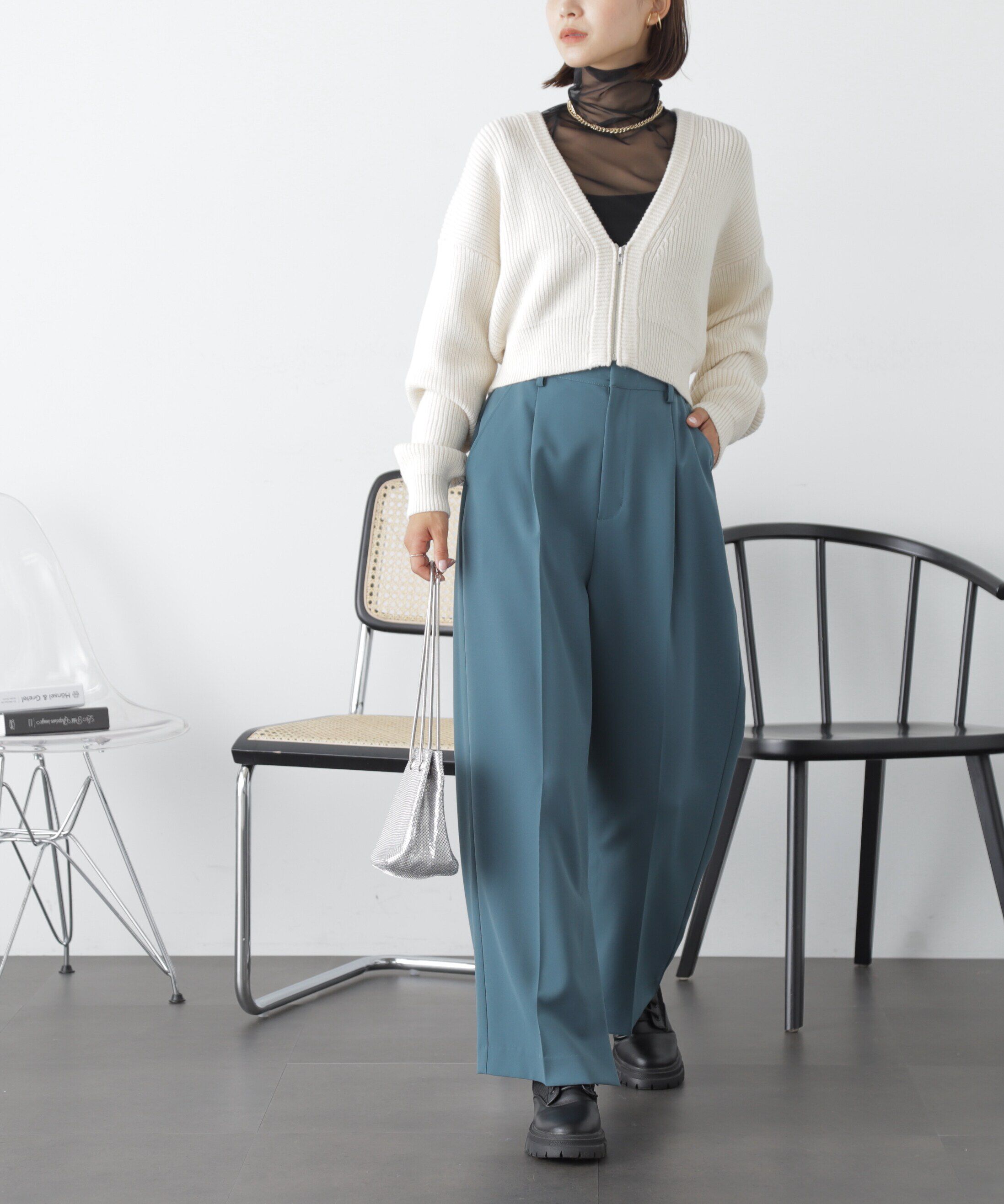  「内スリットストレートワイドパンツ」|その他|