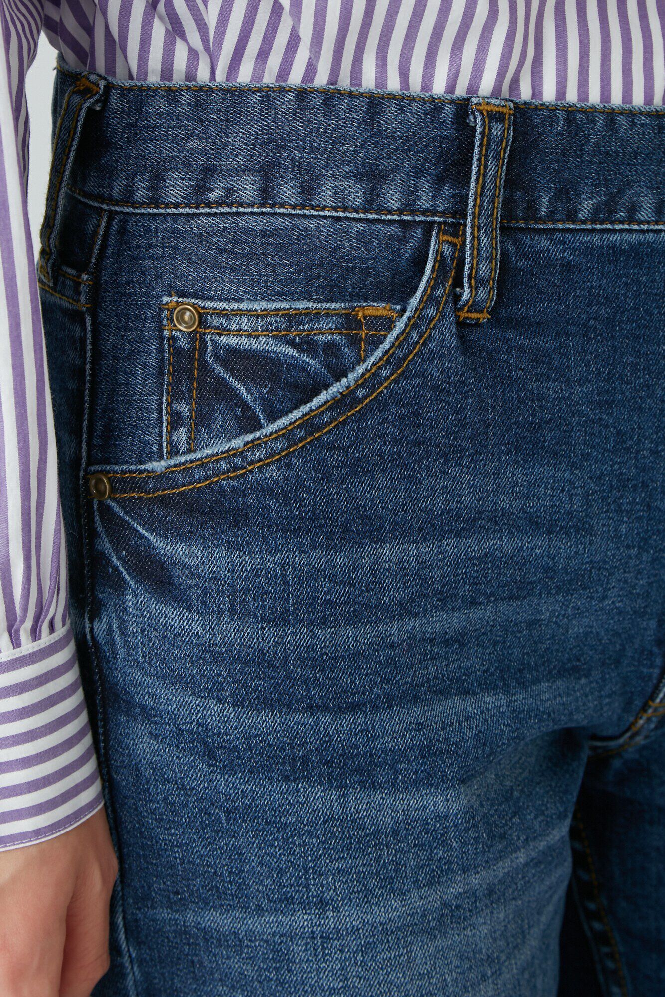  「スリムストレートデニム」|その他|