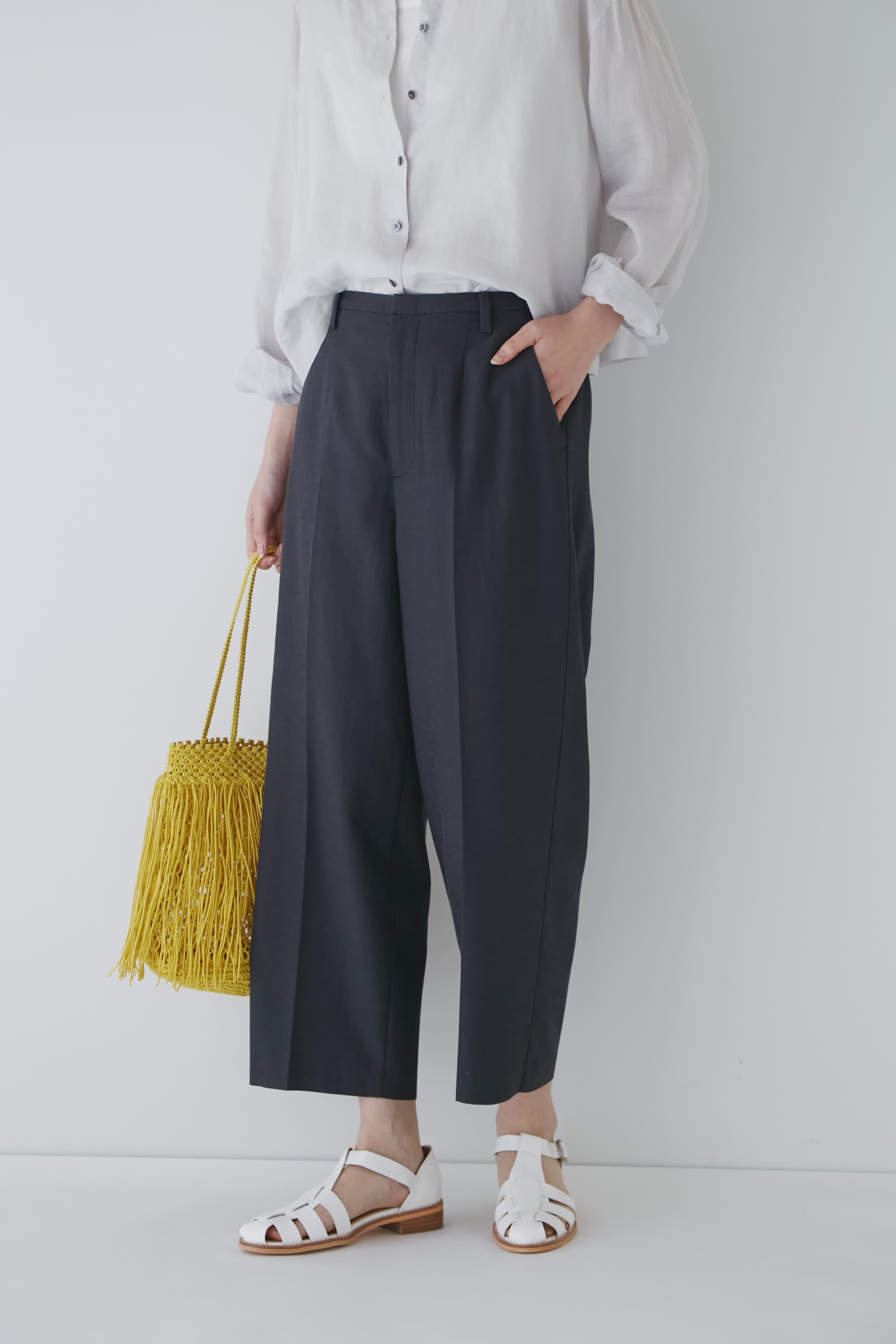  「◆センタープレスストレートパンツ」|その他|チャコール1