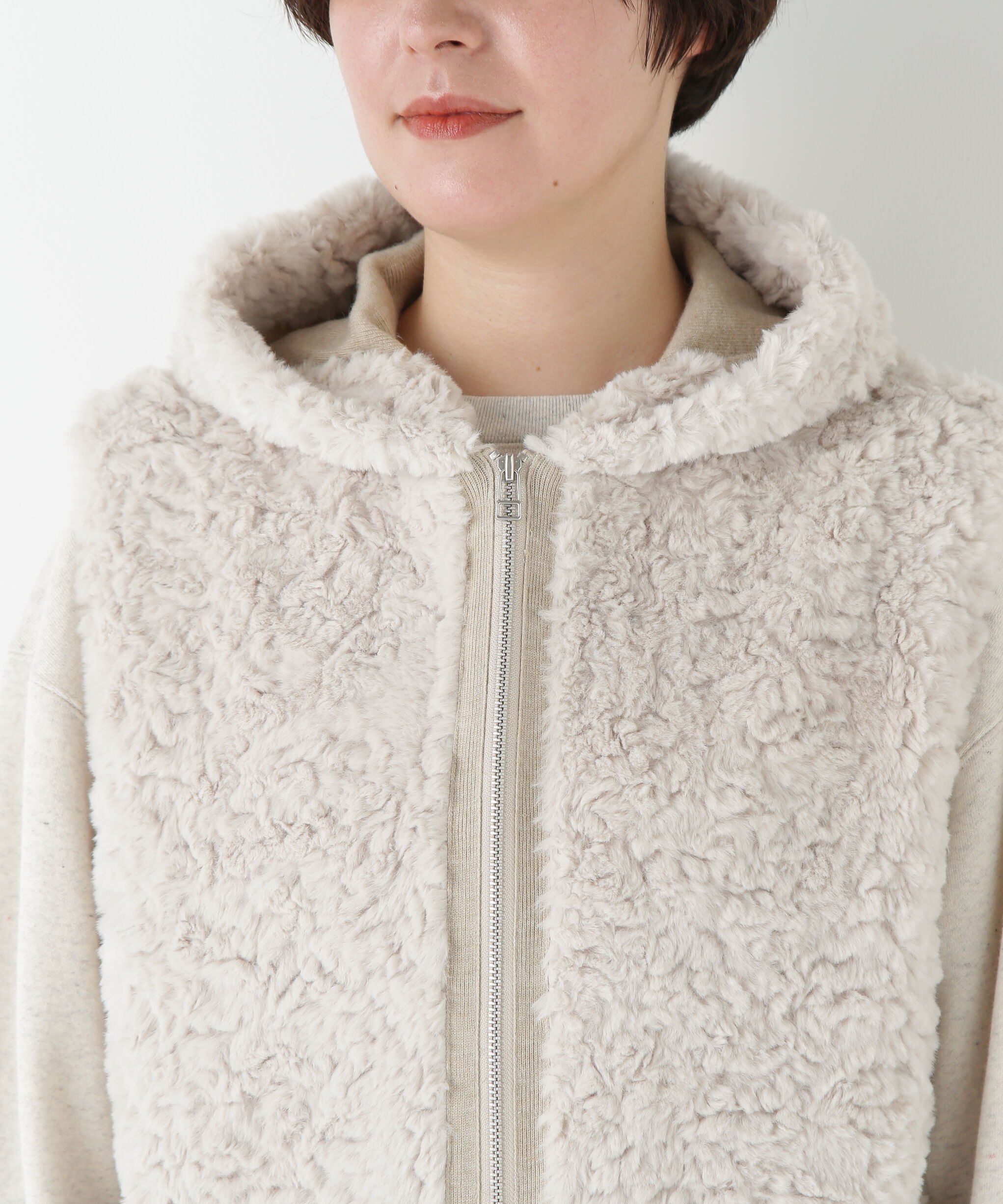  「◆フェイクファージップアップフードベスト」|その他|