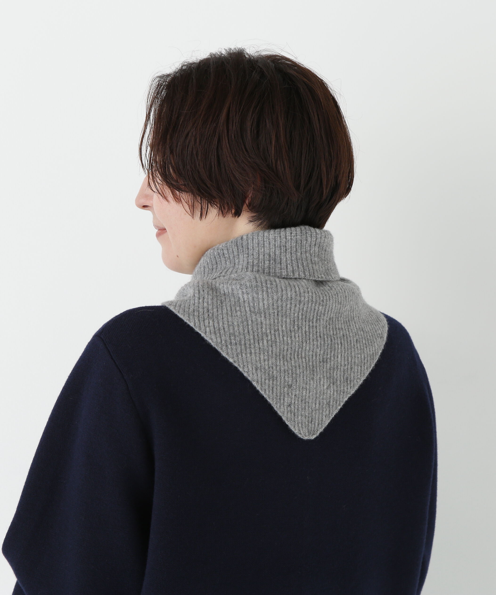  「◆ラムウールトライアングルストール」|バンダナ・スカーフ|