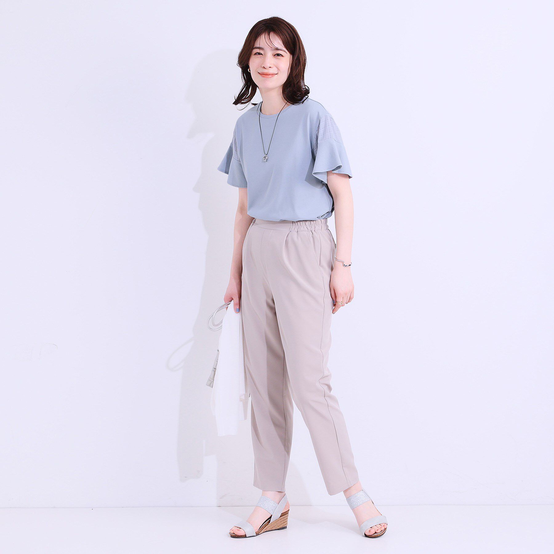 SHOO･LA･RUE「【ひんやり/プチプラ】女性らしさ溢れる お袖シアーフリルトップス」|Tシャツ・カットソー|