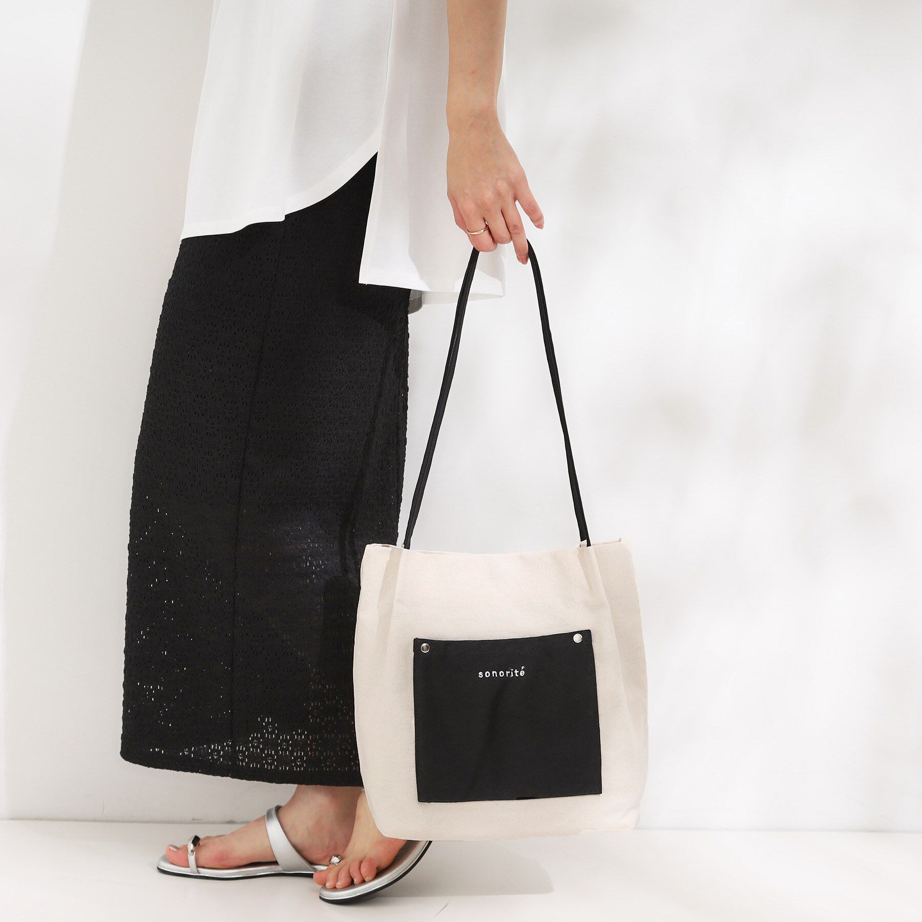 SHOO･LA･RUE「シンプルだから使いやすい つまみハンドル帆布トートバッグ」|トートバッグ|