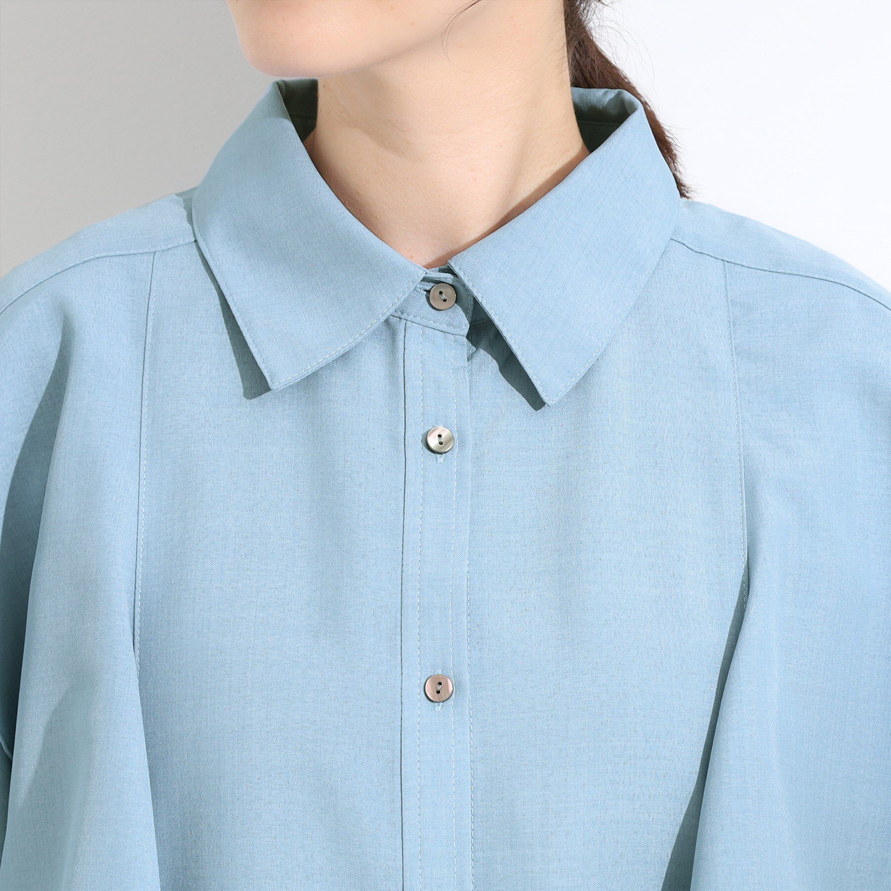 SHOO･LA･RUE「【洗える/S-LL】大きめのフリルが印象的 デザインブラウス」|チュニック|