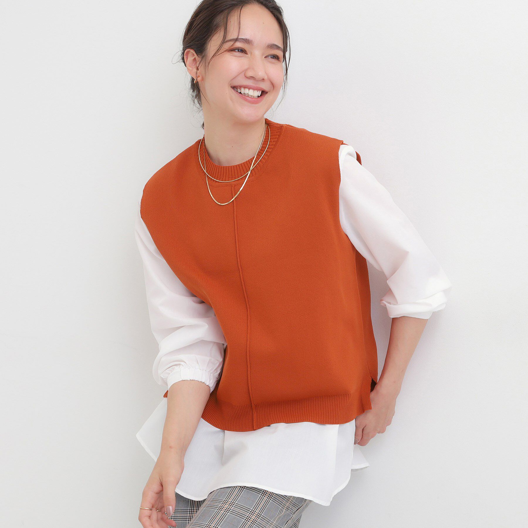 SHOO･LA･RUE「【S-LL/2点セット】着回し自在 ニットベスト＋フレアブラウス」|ニット・セーター|オレンジ(067)
