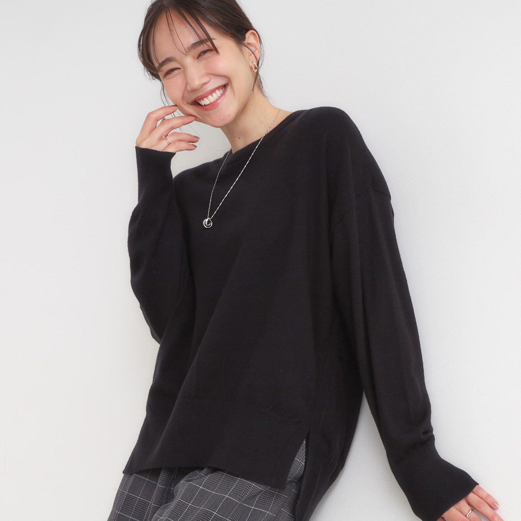 SHOO･LA･RUE「【洗える/S-LL】きれいめにもカジュアルにも もちもちコクーンニット」|ニット・セーター|ブラック(019)