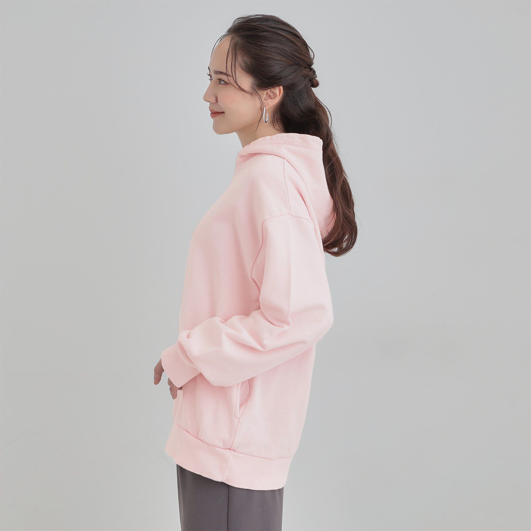 SHOO･LA･RUE「【洗濯機可】ポケット付きが嬉しい ケミカル加工フーディ―」|パーカー|