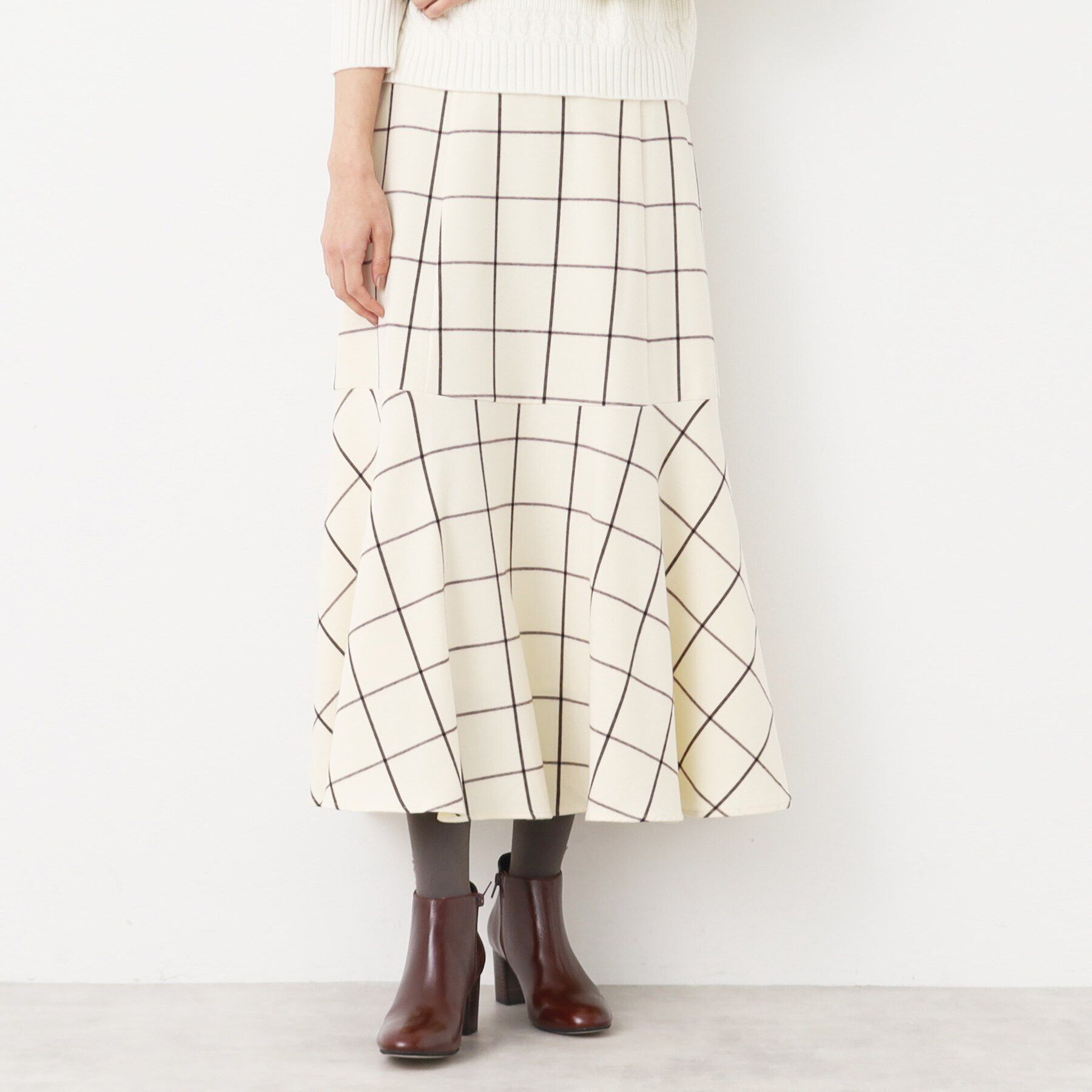Dessin「【後ろゴム・洗える】起毛チェック柄切り替えフレアスカート（XS～L）」|スカート|ホワイト(202)