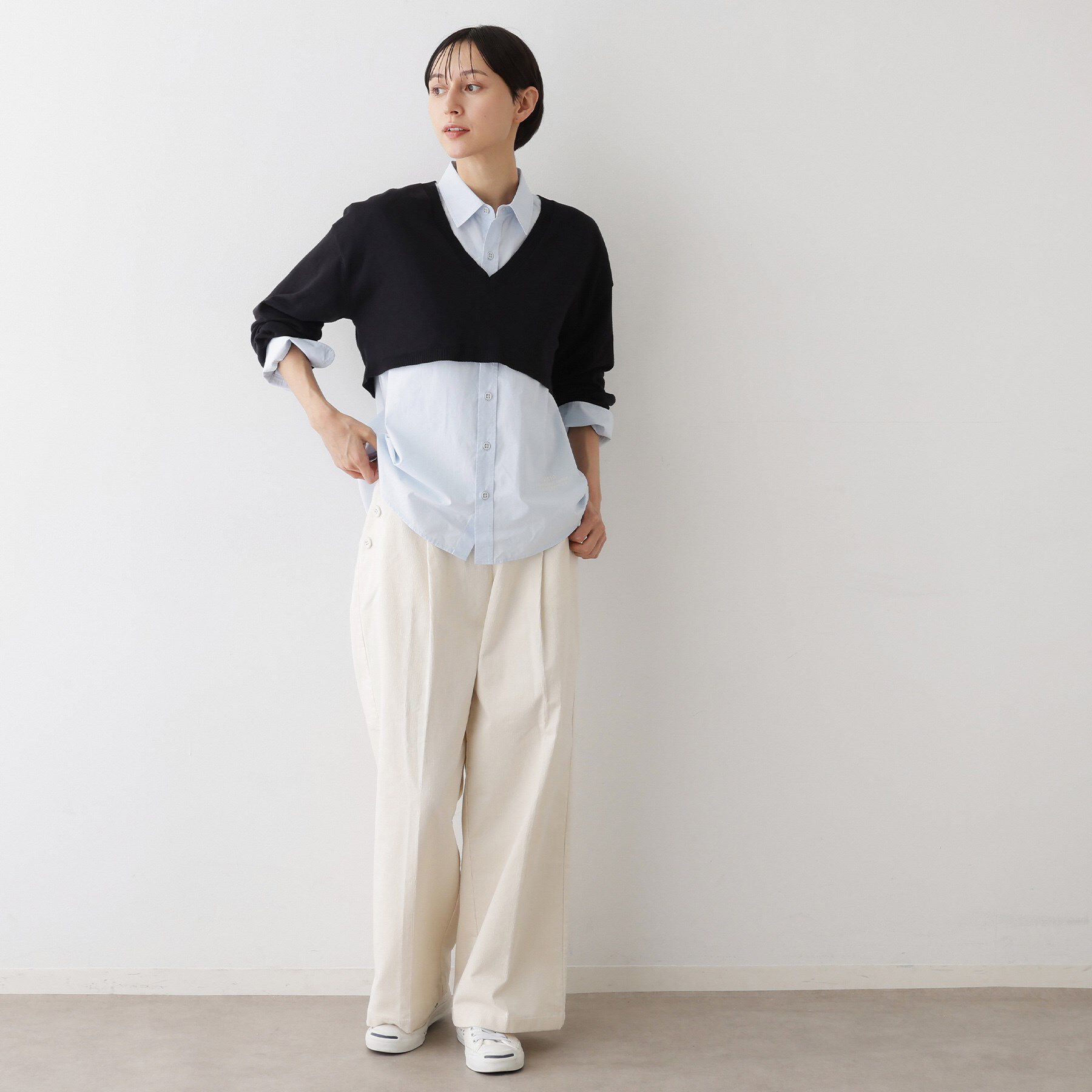 Dessin「【2点セット/3WAY/洗える】ノースリーブインナー付きVネックショート丈ニット」|ニット・セーター|