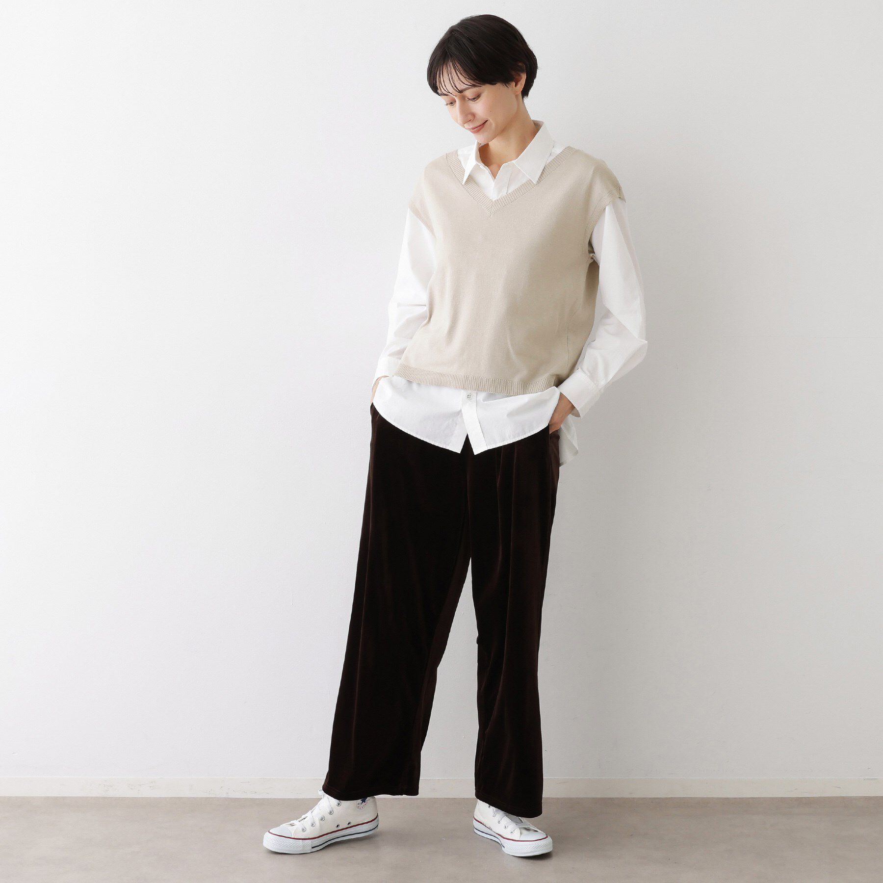 Dessin「【2点セット/3WAY/洗える】ノースリーブインナー付きVネックショート丈ニット」|ニット・セーター|