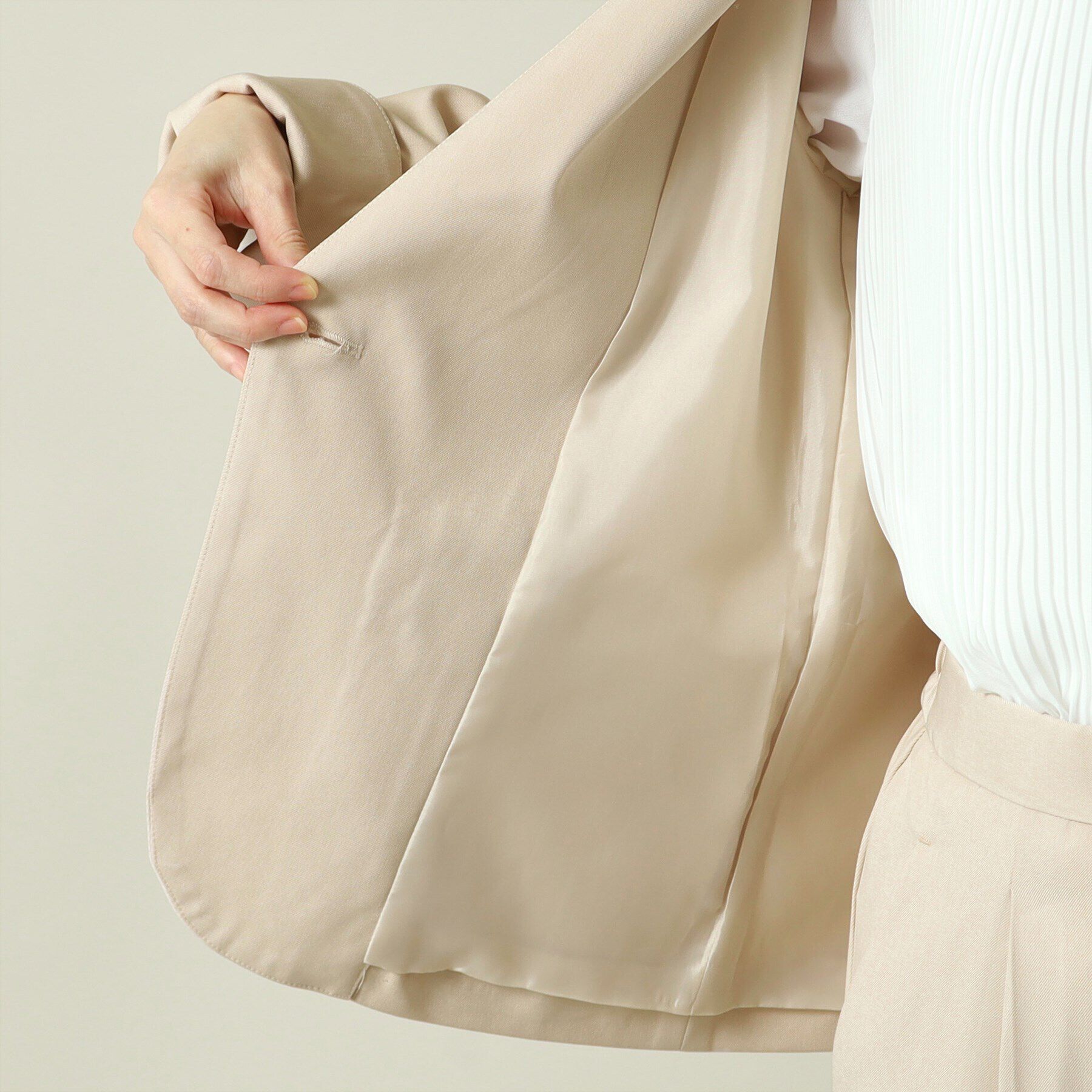 ITS&rsquo;DEMO「【通勤／手洗い可／吸水速乾】ツイルノーカラージャケット」|ノーカラージャケット|