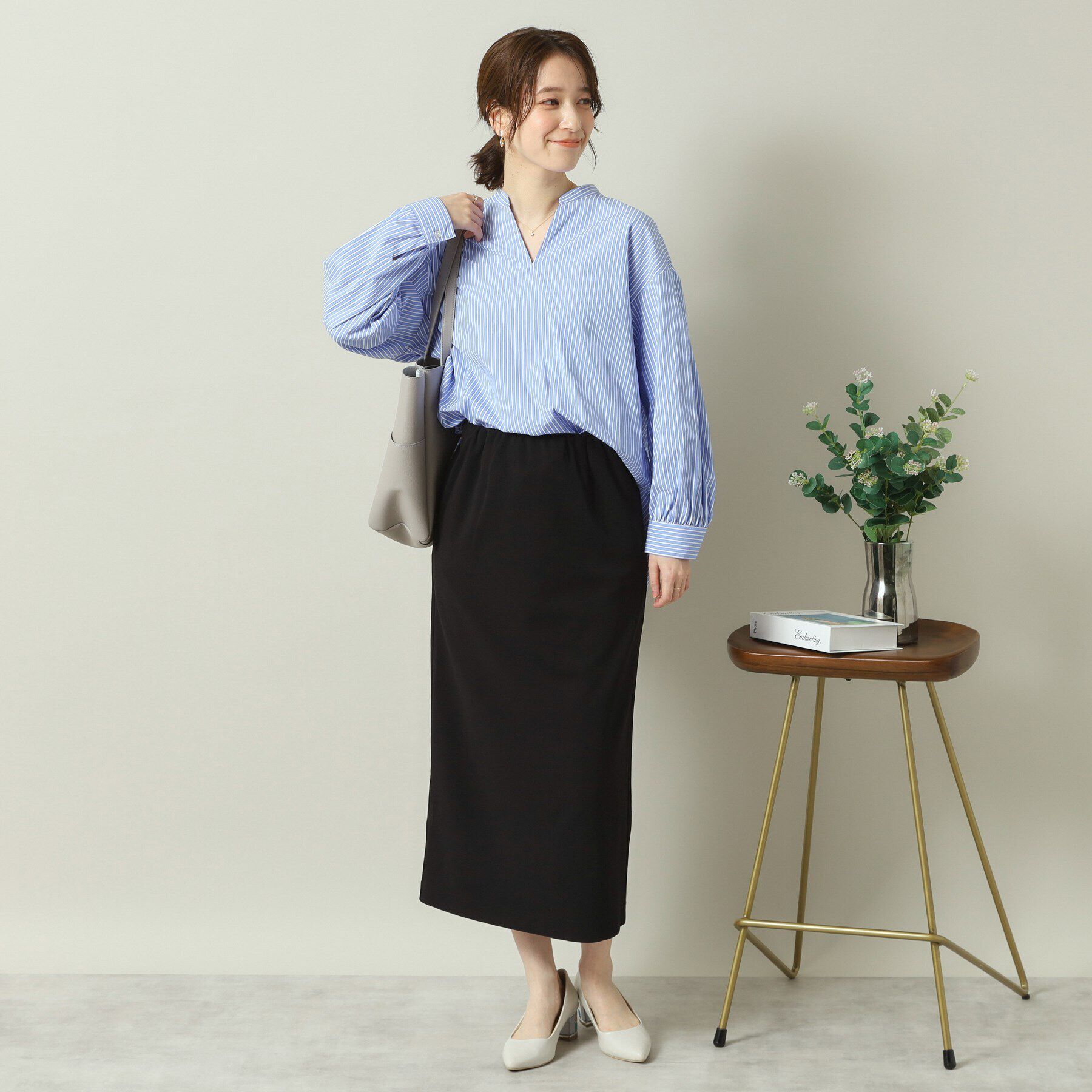 ITS&rsquo;DEMO「【手洗い可／通勤】バックギャザーブラウス」|シャツ・ブラウス|