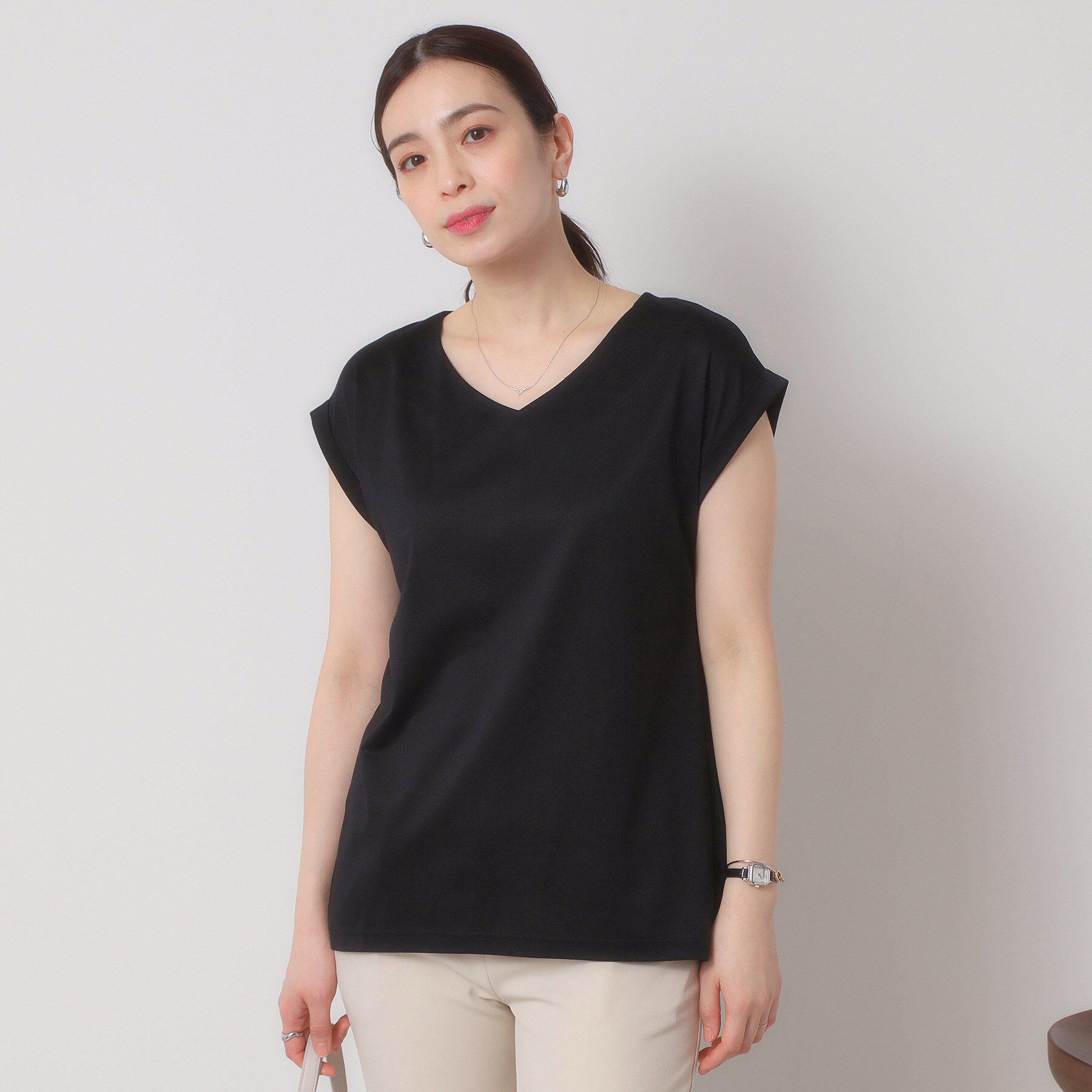 ITS&rsquo;DEMO「【吸水速乾／洗濯機OK／洗濯後しわになりにくい】カットミラノVネックプルオーバー」|Tシャツ・カットソー|