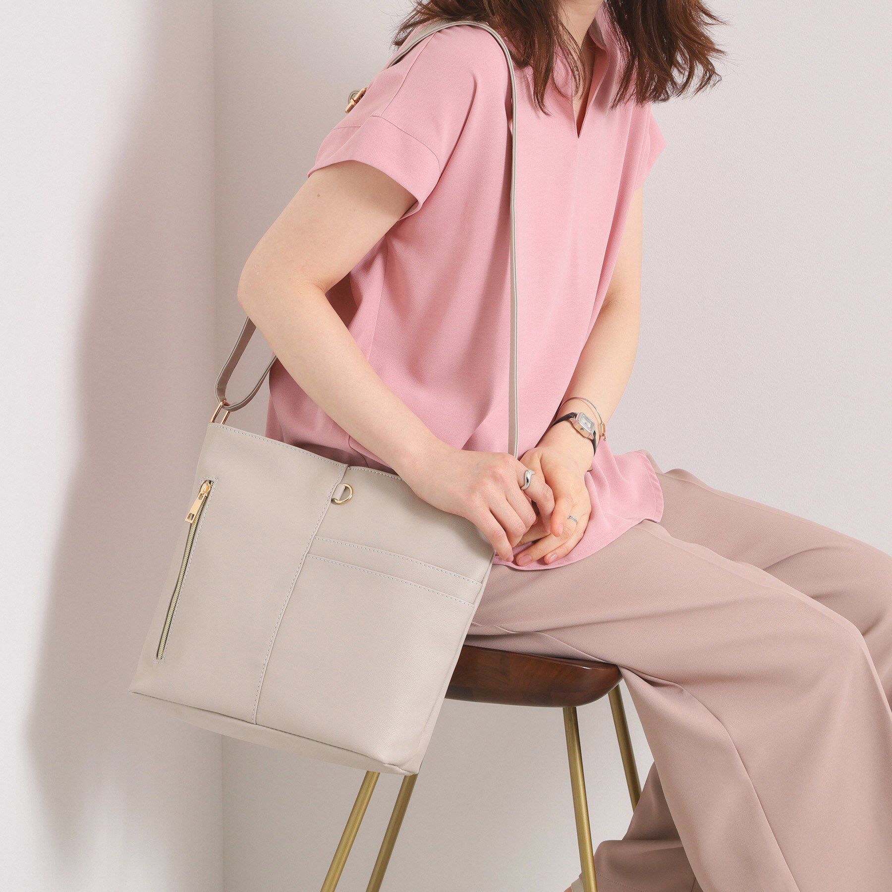 ITS&rsquo;DEMO「【8ポケット】フロントポケットショルダー」|ショルダー・メッセンジャー|ライトグレー(011