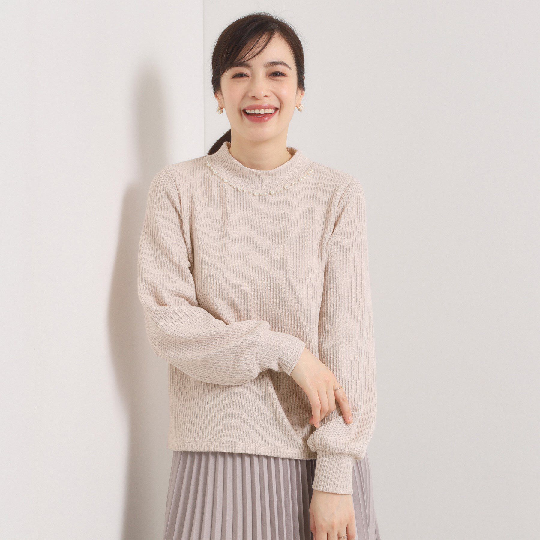 ITS&rsquo;DEMO「【手洗い可】パール調衿起毛リブプルオーバー」|Tシャツ・カットソー|グレージュ(050)