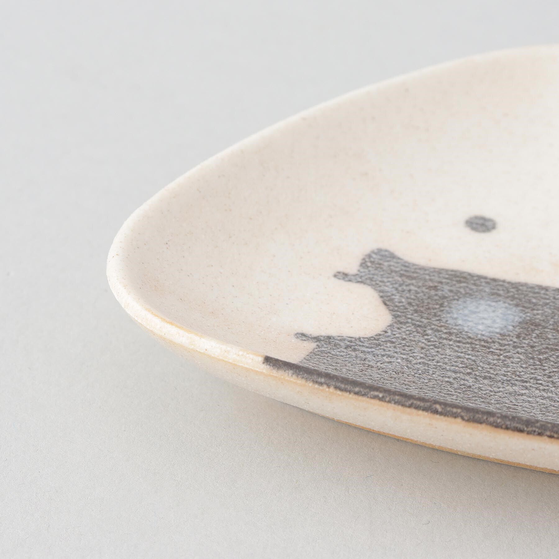 212 KITCHEN STORE「ぎゅっとおにぎりさん 小皿 のり」|食器・キッチングッズ|