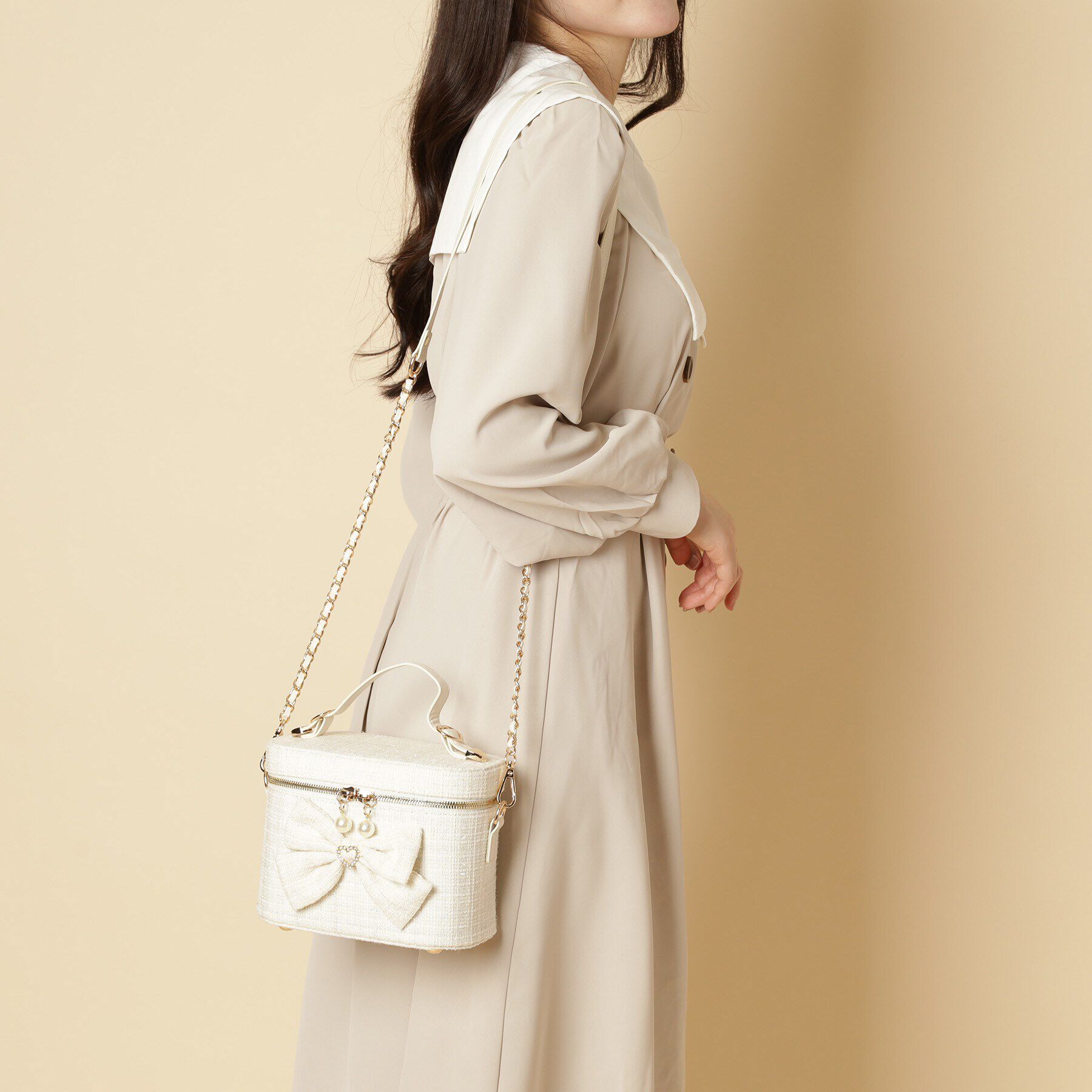 Ober Tashe「リボン付きバニティショルダーバッグ」|ショルダー・メッセンジャー|