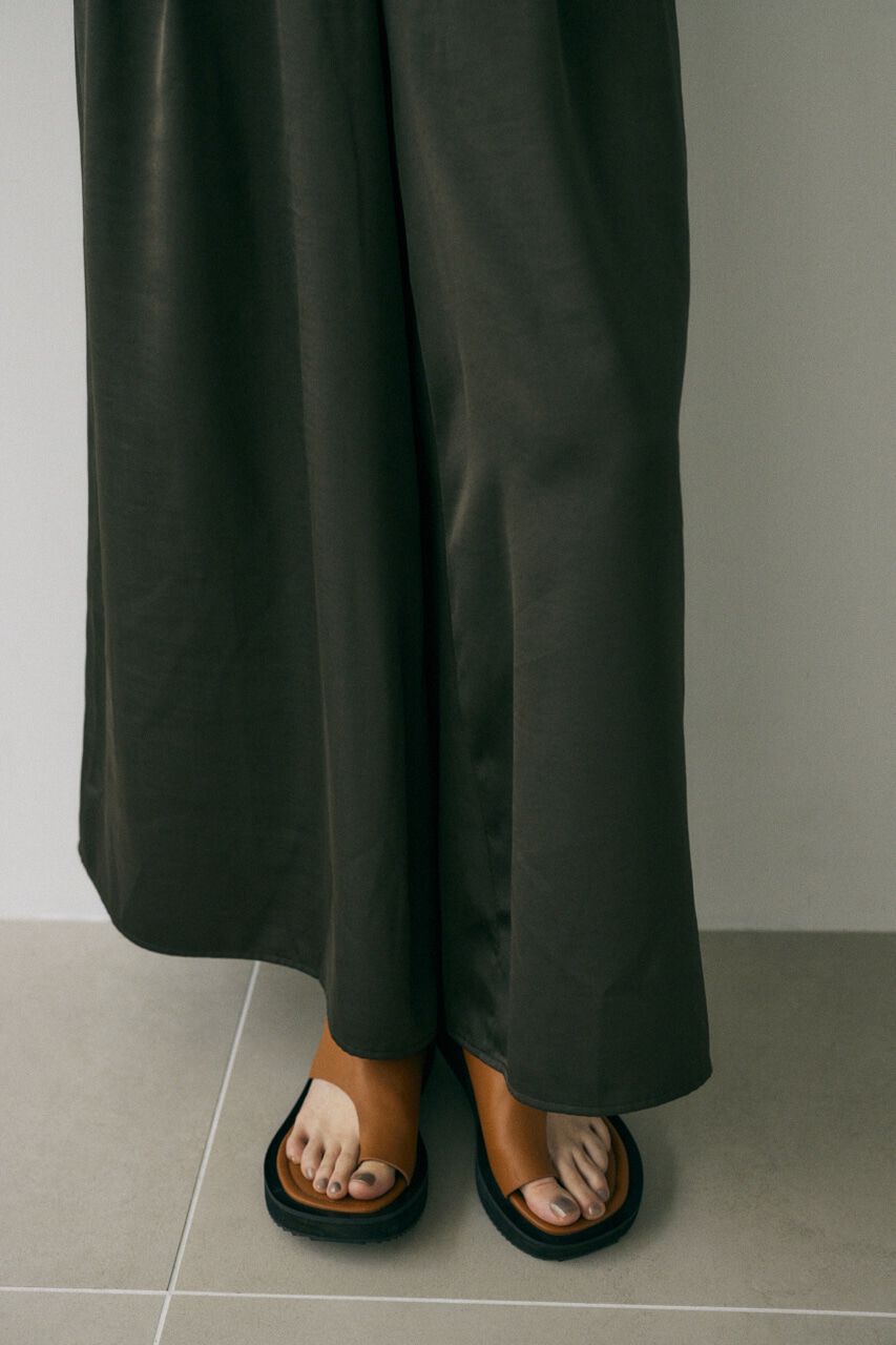 MOUSSY「リサイクルポリエステル使用　フレア分量たっぷりのサテンパンツ」|その他|